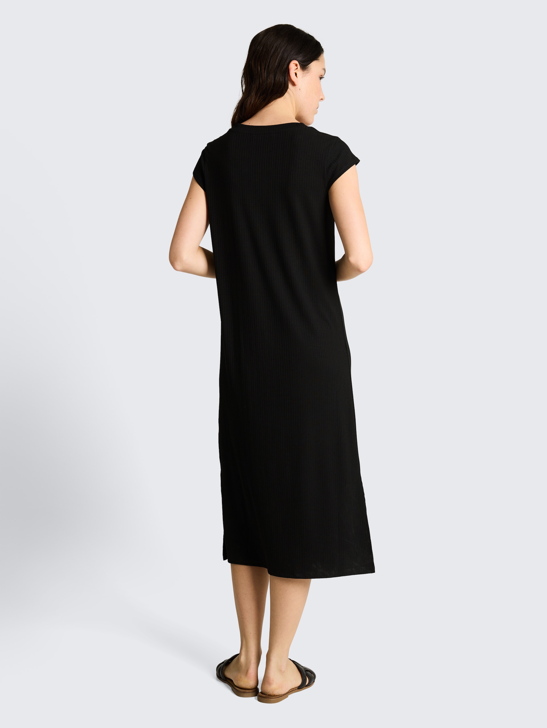 Loose-fit midi dress with ribbed texture in black by Tom Tailor Loose-fit midi dress with ribbed texture in black by Tom Tailor