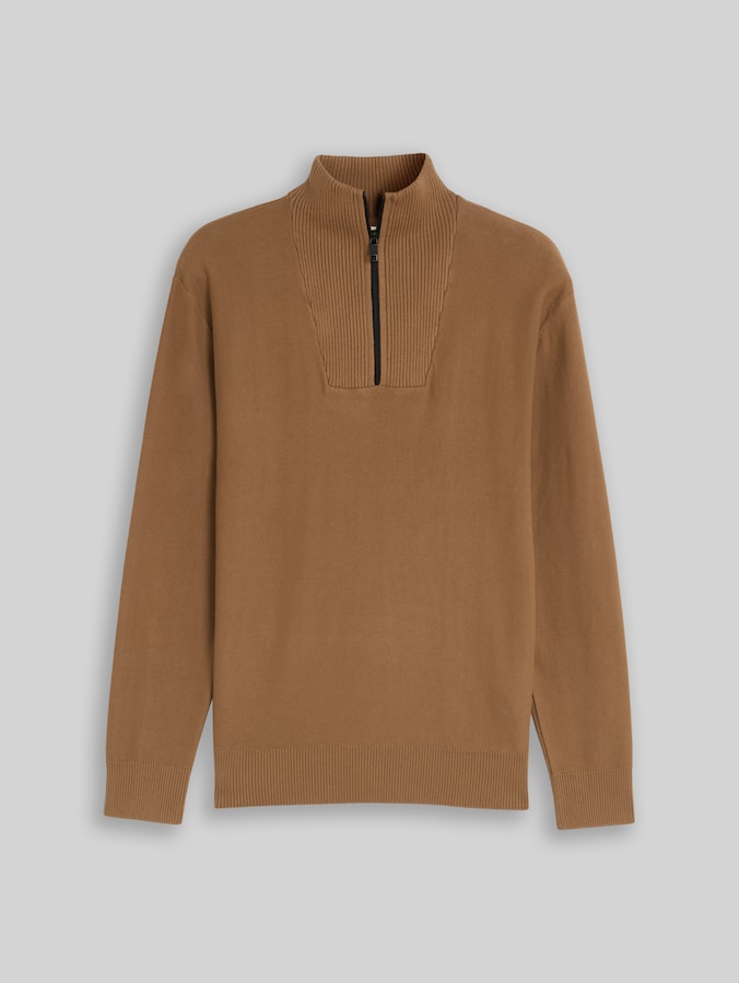 Pull à col roulé en coton par Denim Male, malt brown
