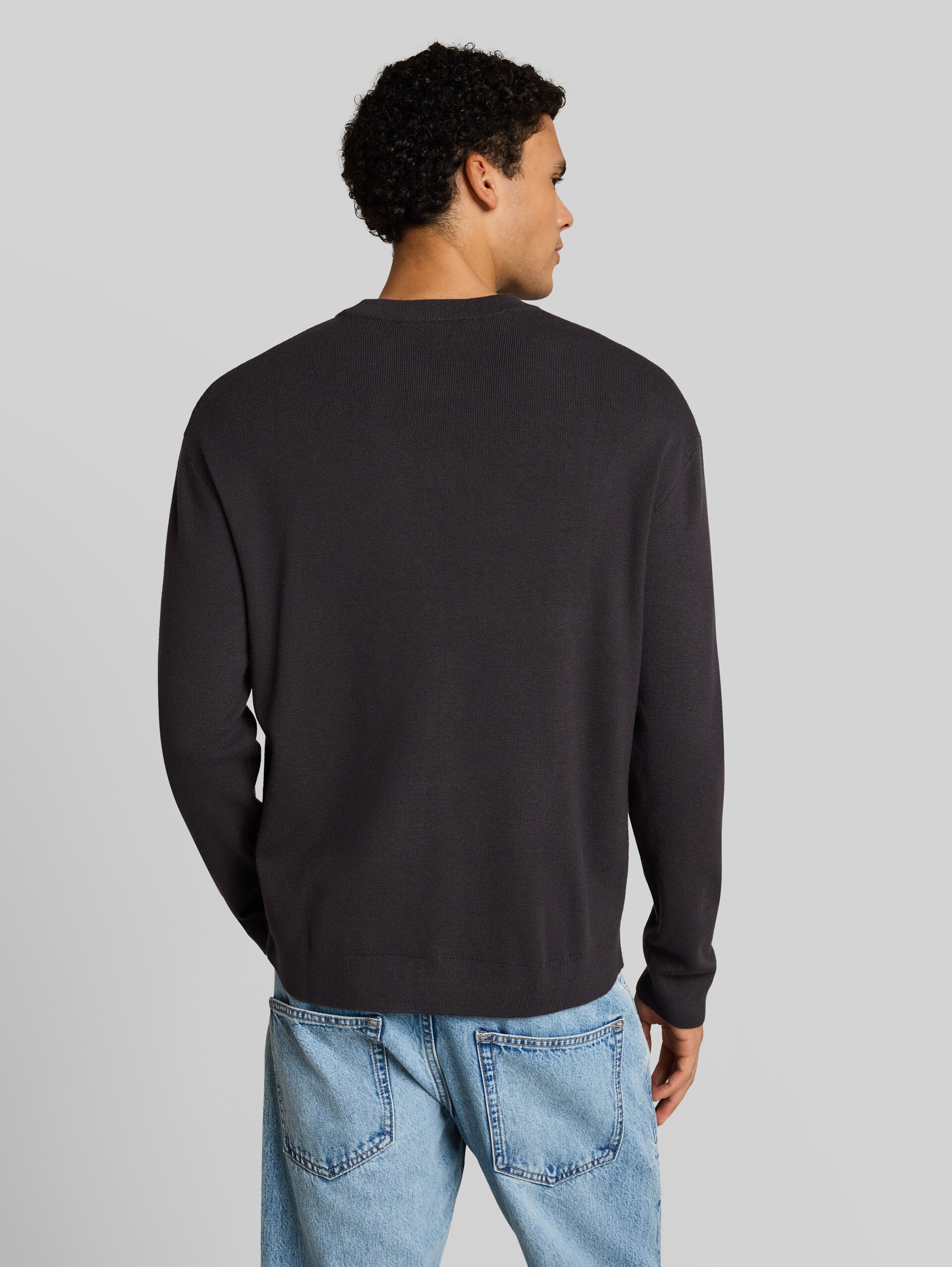 Basic gebreide trui met ronde hals - coal grey