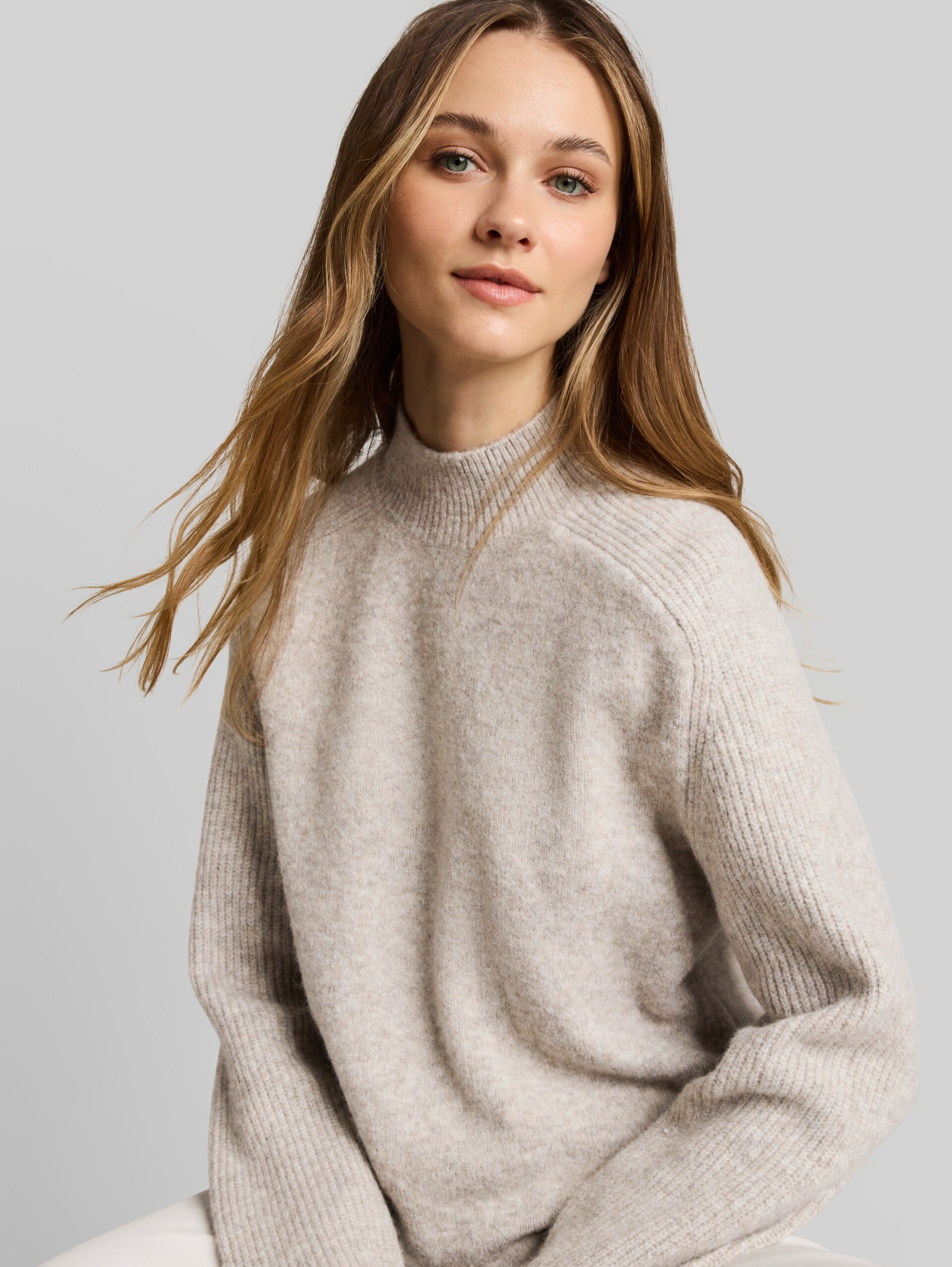 Gebreide trui met wol - atmosphere beige melange - Detailaanzicht model