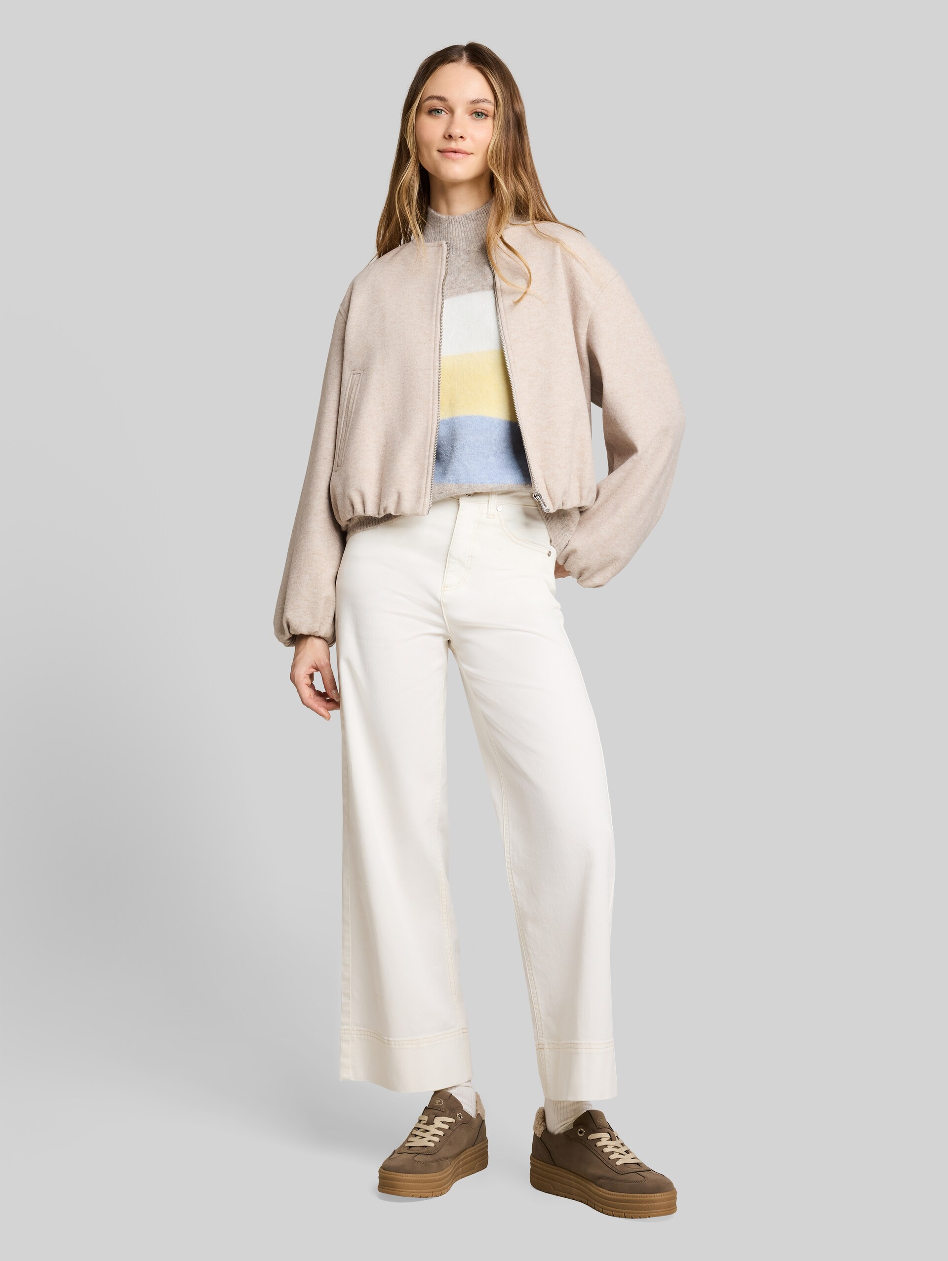 Pull en maille contenant de la laine - beige yellow colorblock stripe - Vue de face du modèle