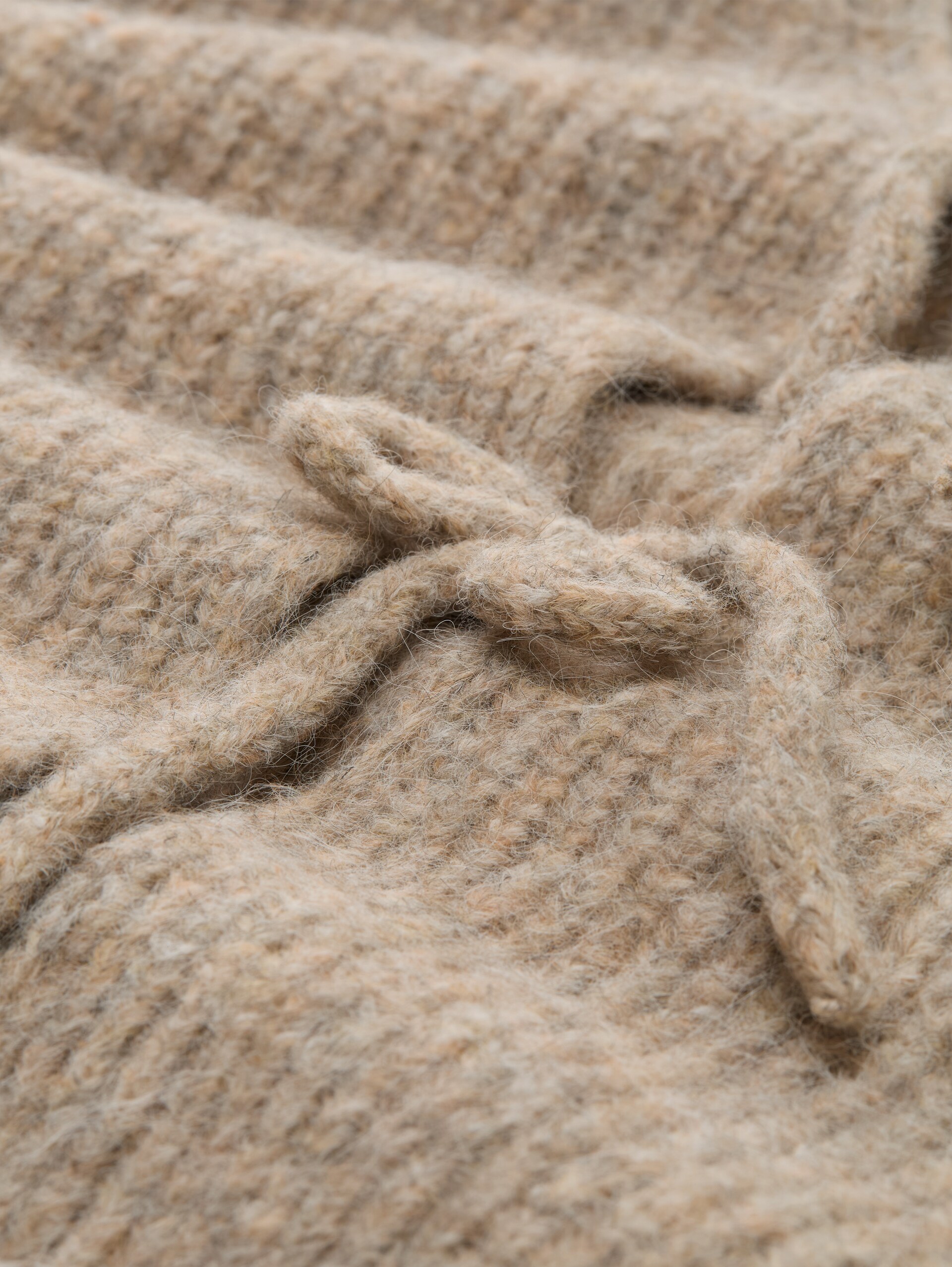 Knitted waistcoat with bows - atmosphere beige melange - Material view