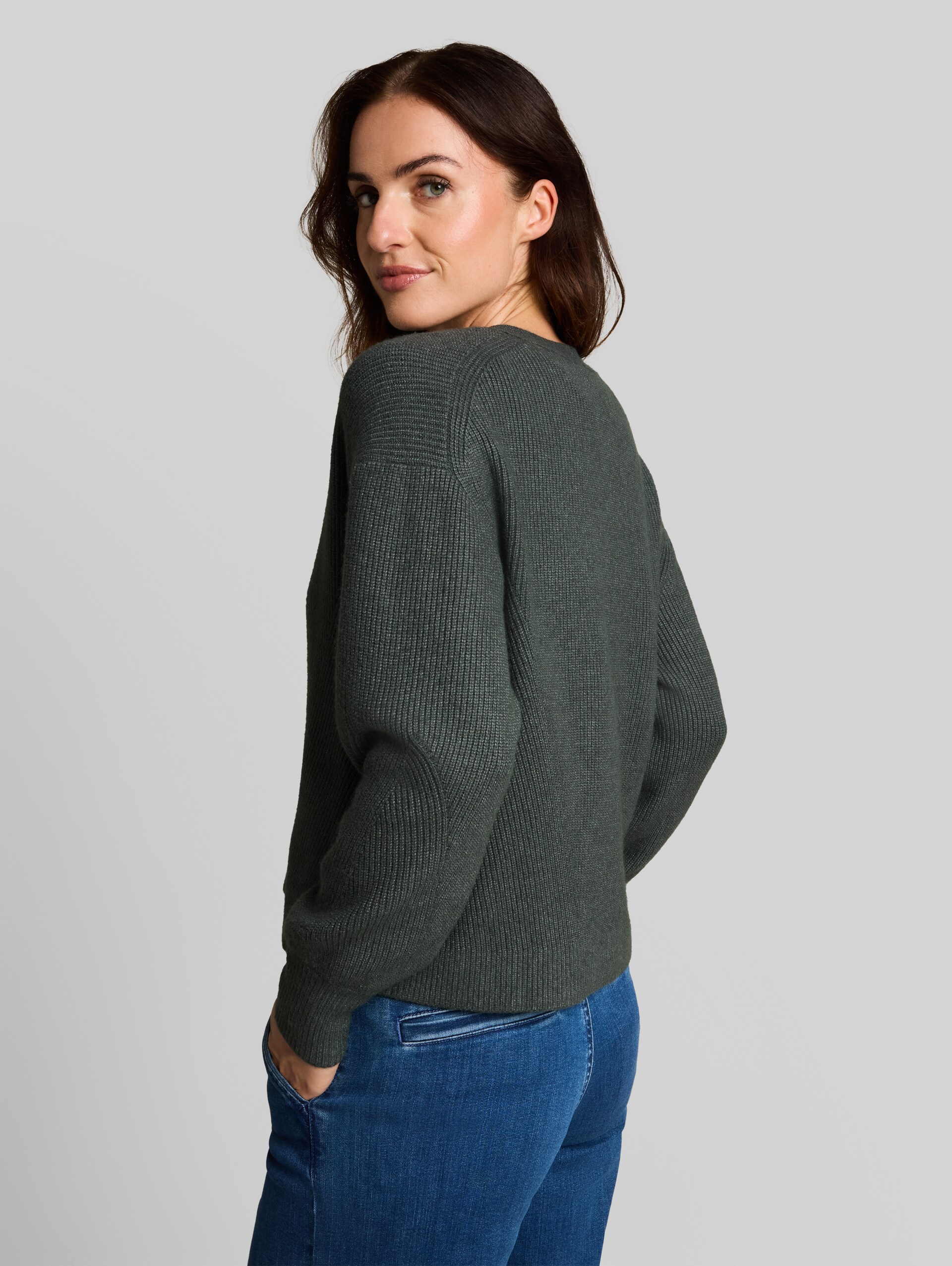 Oversize Cardigan mit V-Ausschnitt - olive dark melange
