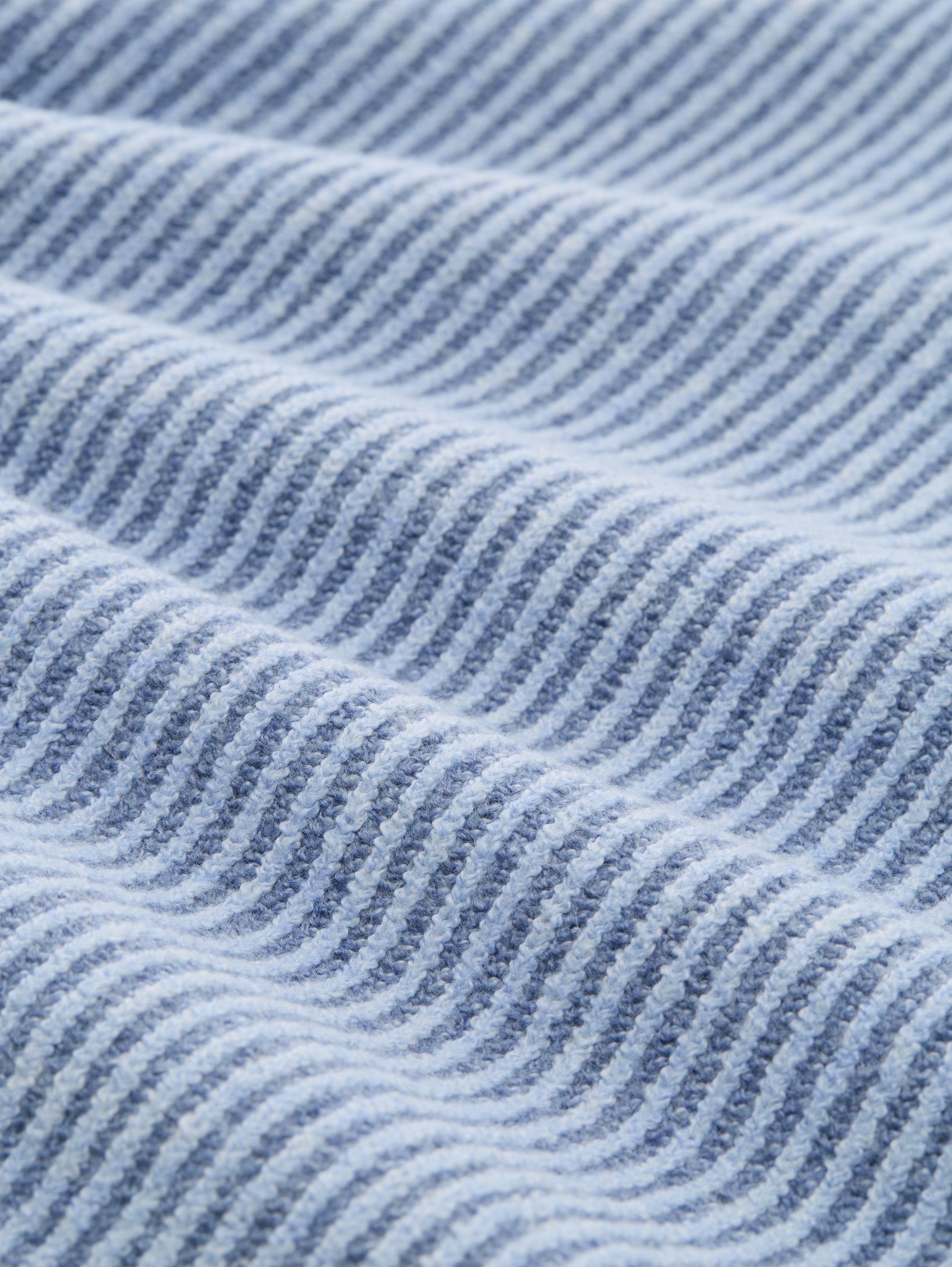 Loose Fit Strickpullover mit Wollanteil - fern blue structure - Material-Ansicht