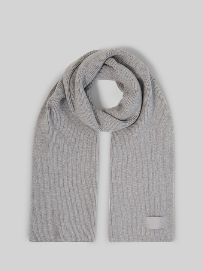 Knitted scarf with badge by Women, soft grey melange