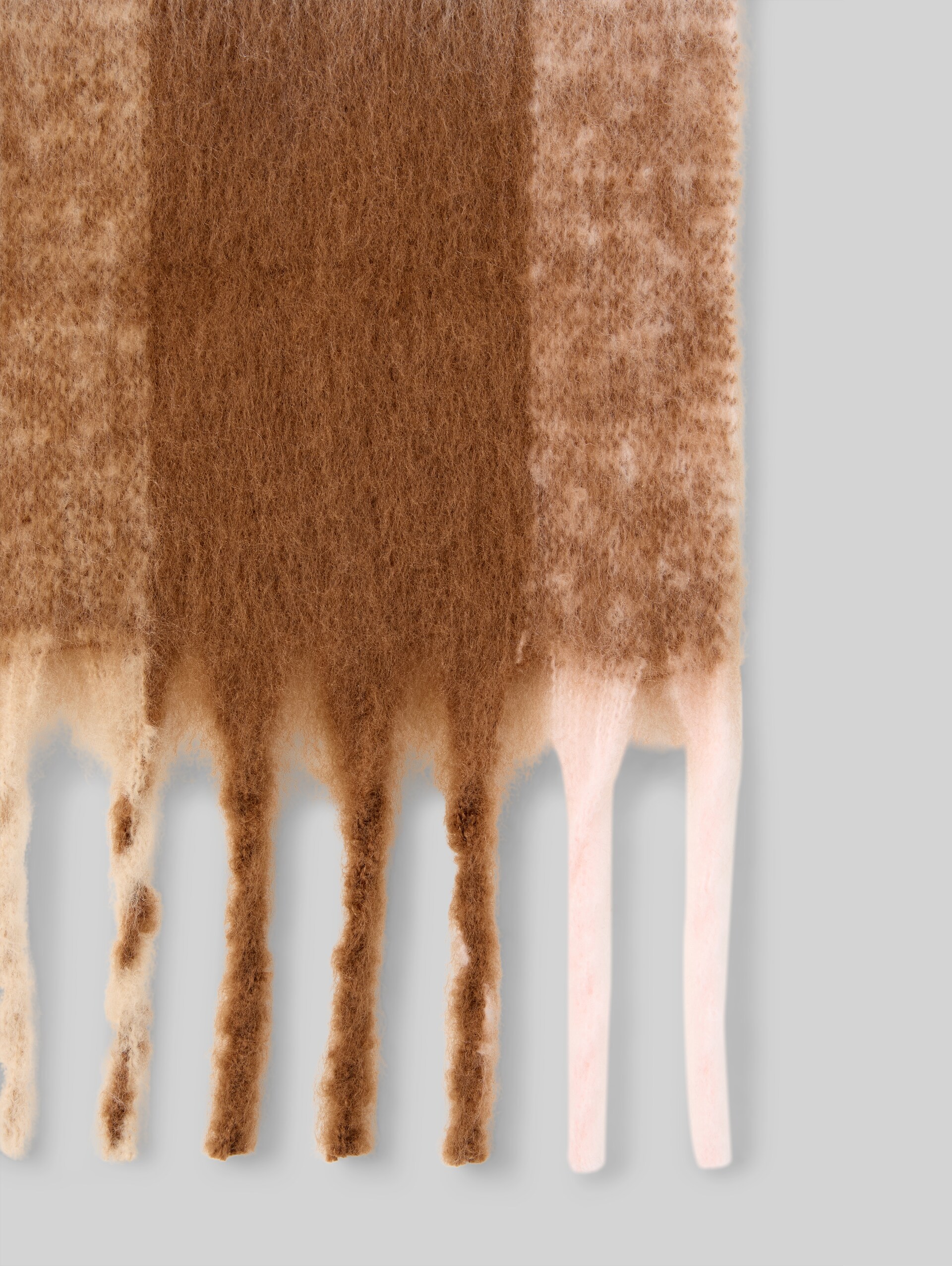 Cosy Schal mit Fransen - brown big check - Material-Ansicht