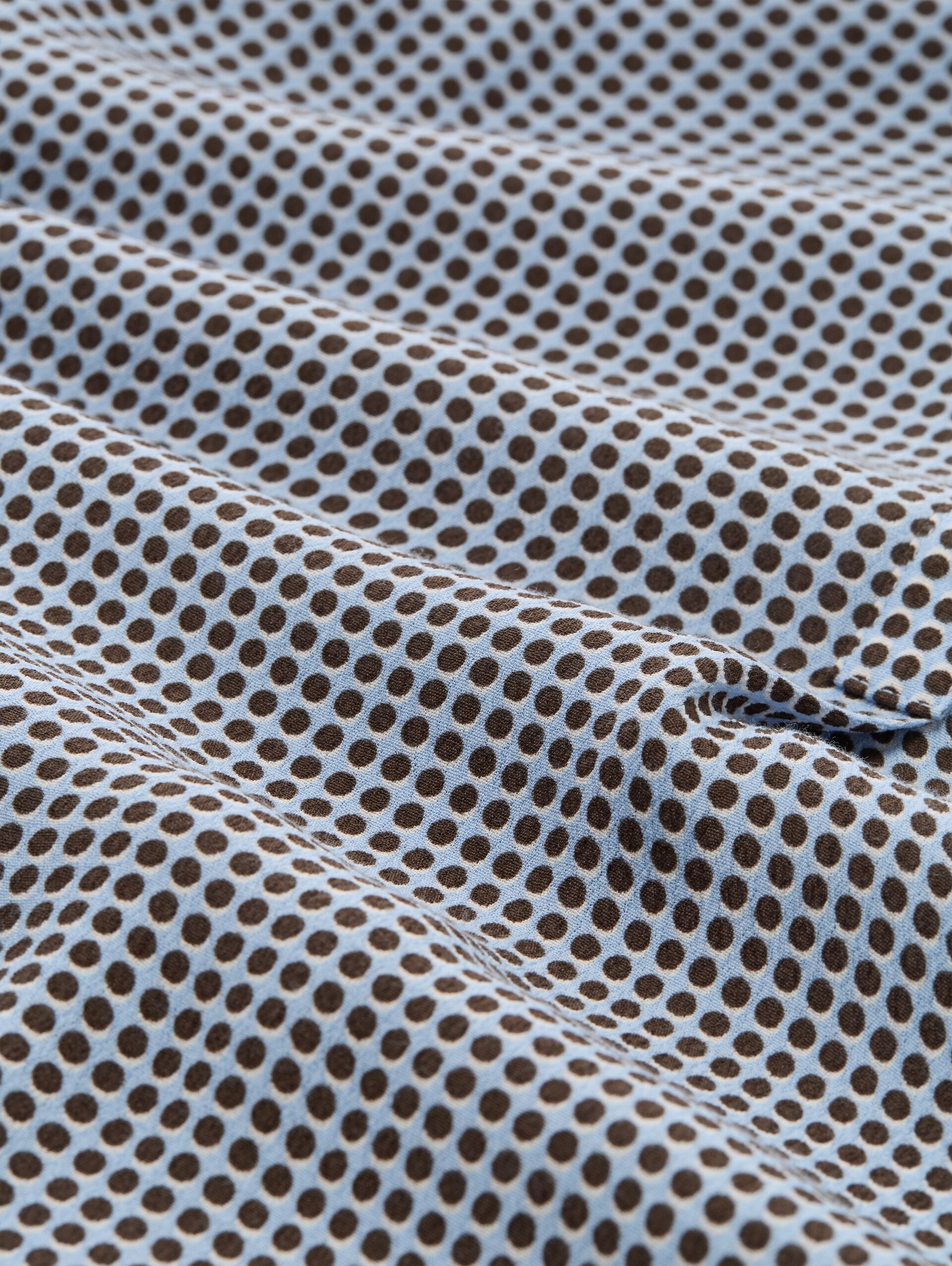 Blouse en viscose - small blue brown dot print - Vue de la matière