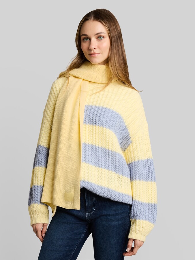 Strickschal mit Badge von Denim Female, soft vanilla yellow