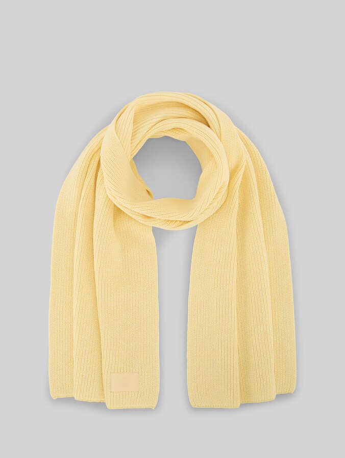Strickschal mit Badge von Denim Female, soft vanilla yellow