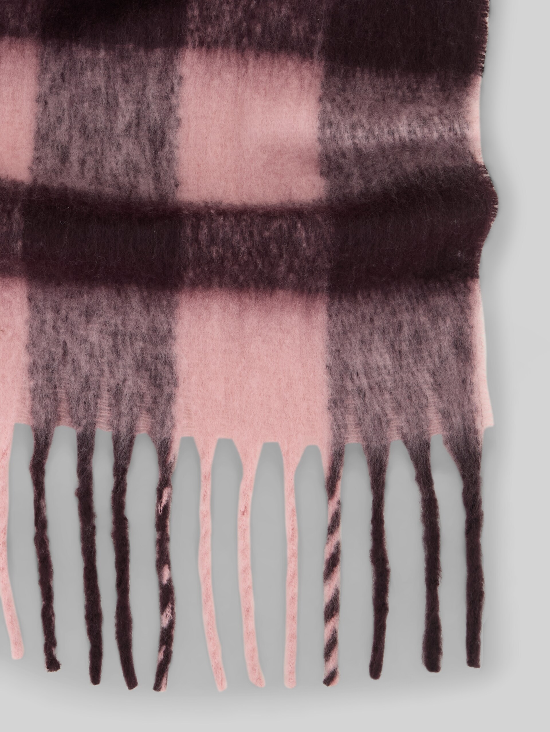 Cosy Schal mit Muster - plum pink check - Material-Ansicht