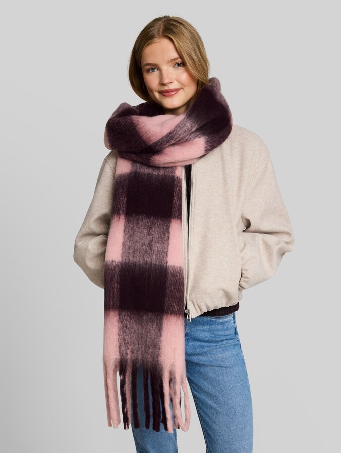 Gezellige sjaal met patroon door Denim Female, plum pink check