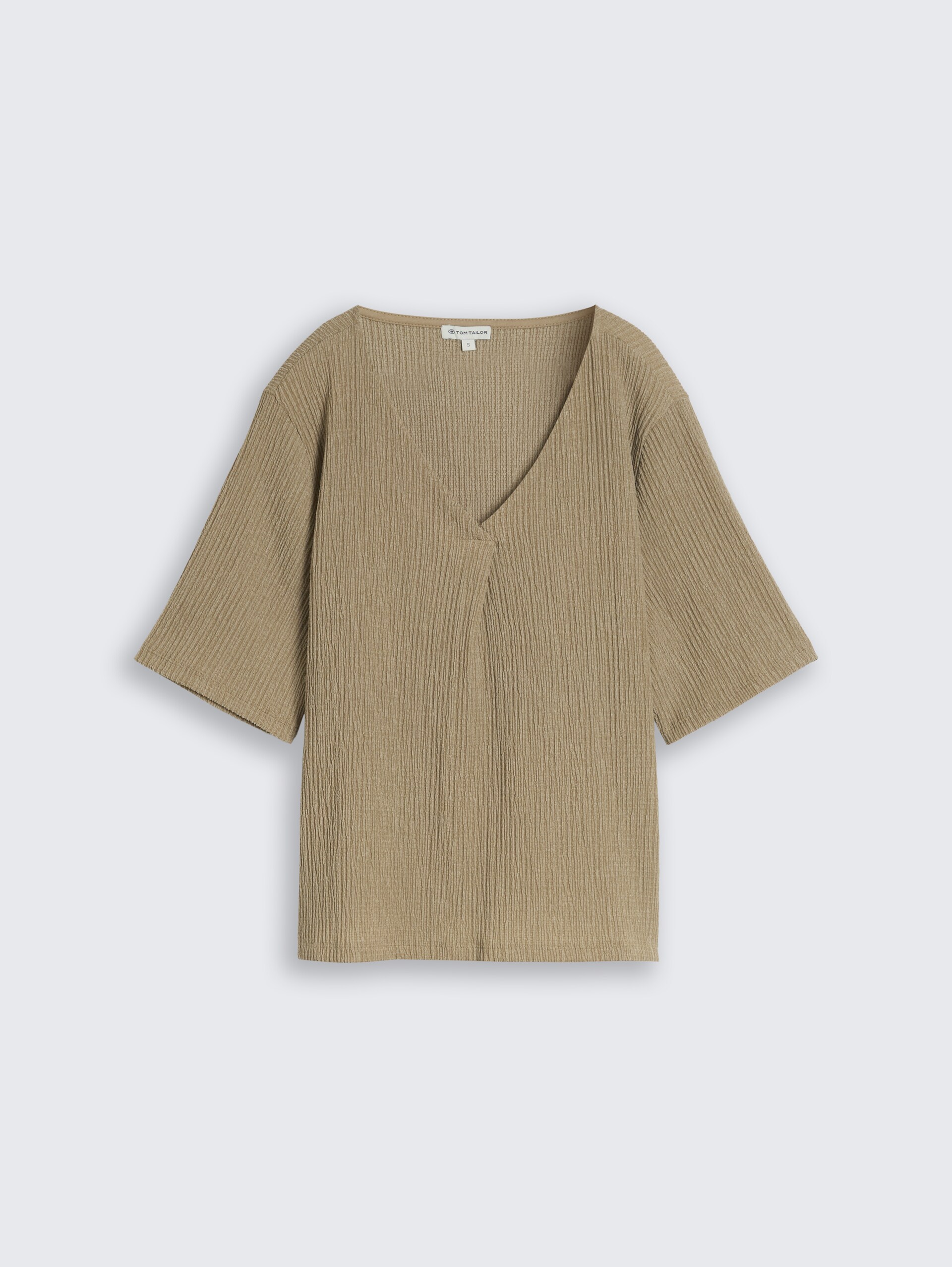 Crinkle T-shirt met V-hals - olive white structure - Product vooraanzicht