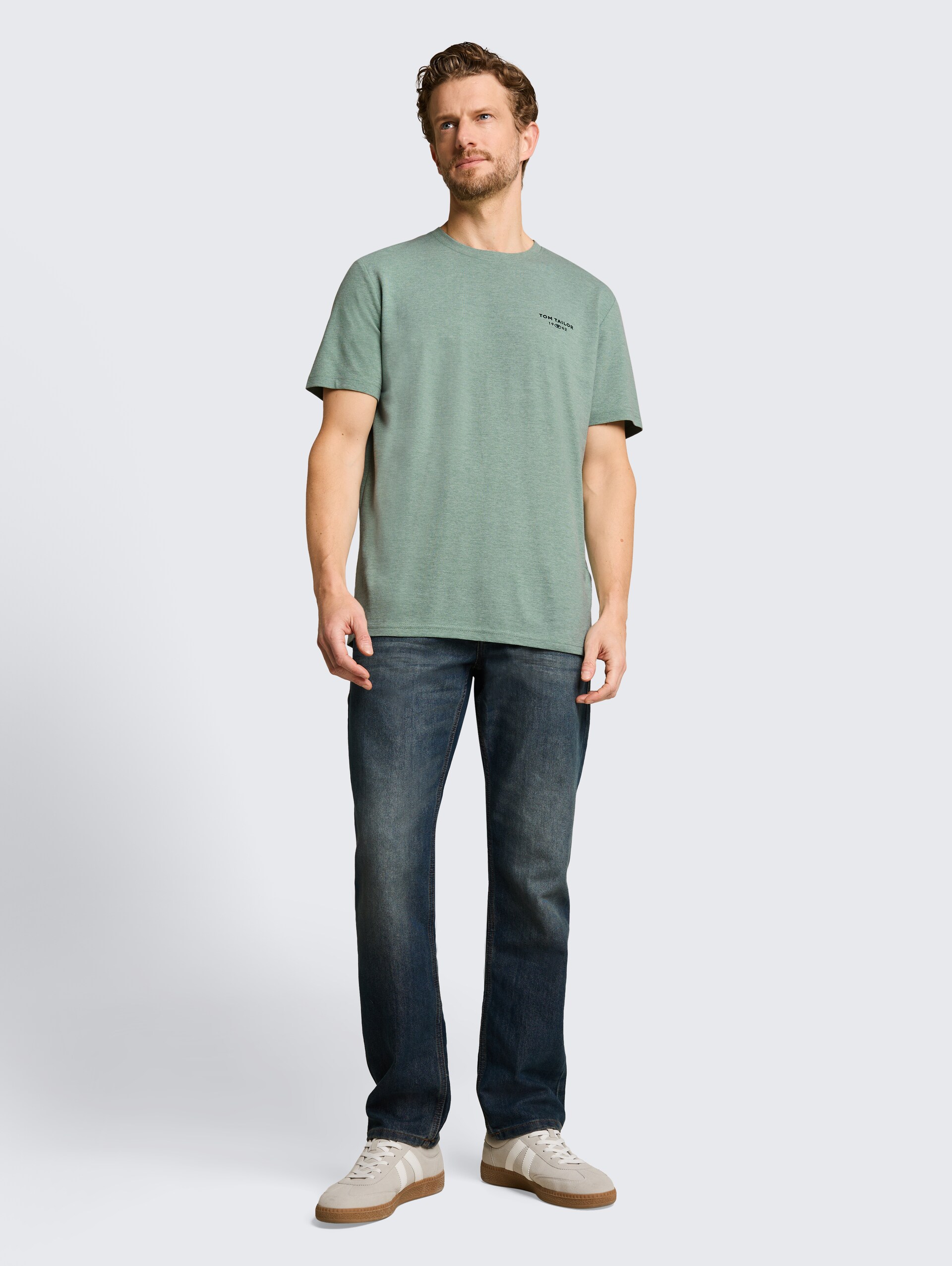 Piqué T-shirt in gemêleerde look - Garden Green - Model vooraanzicht