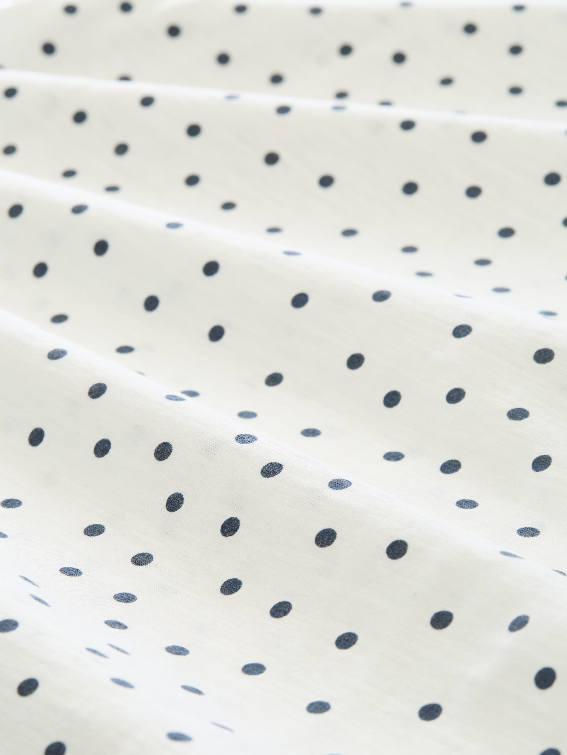 Polka dot T-shirt - white small dot design - Material view