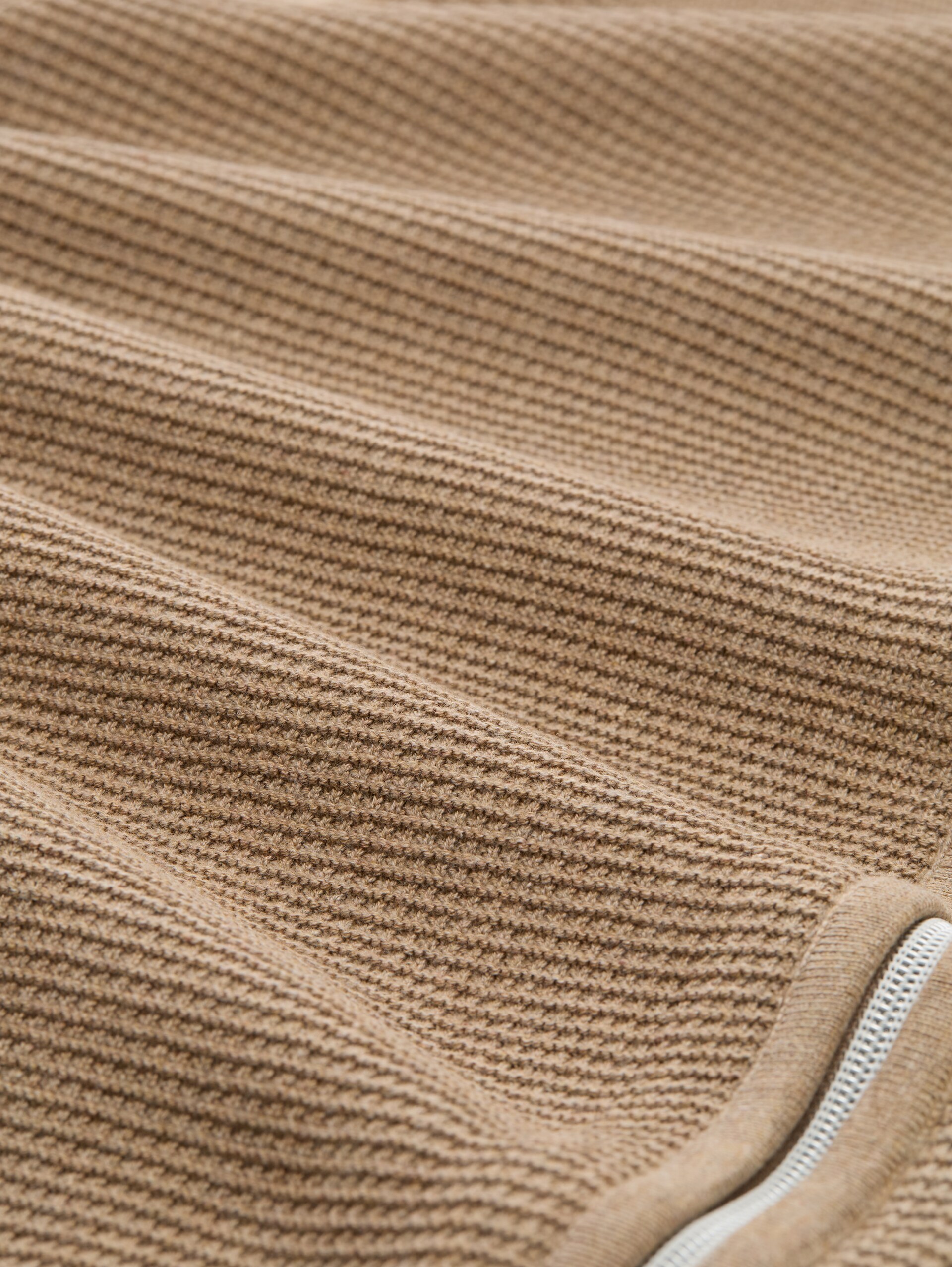 Strickjacke aus Baumwolle - hazel brown melange - Material-Ansicht