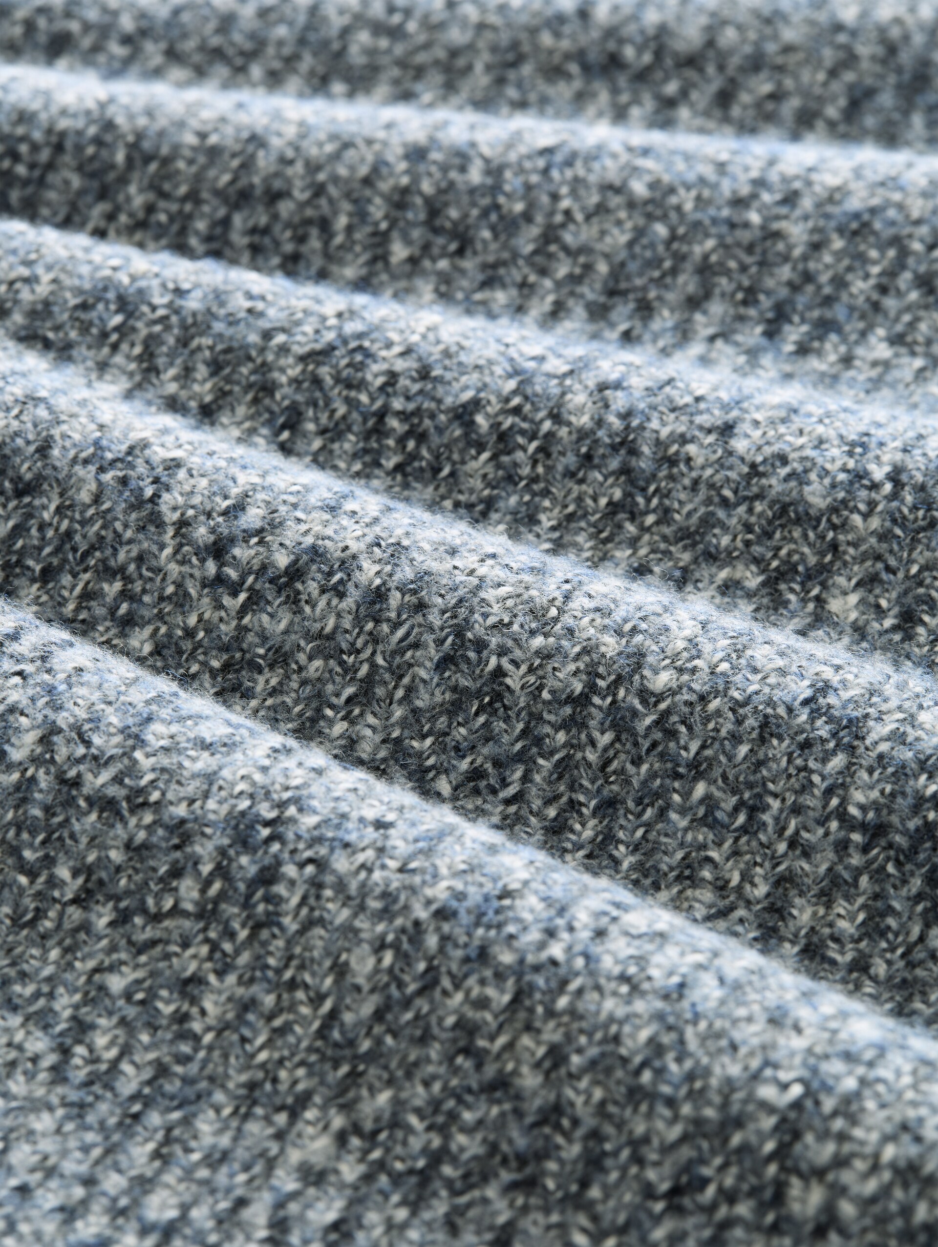 Strickpullover in Melange-Optik - blue white irregular mouline - Material-Ansicht