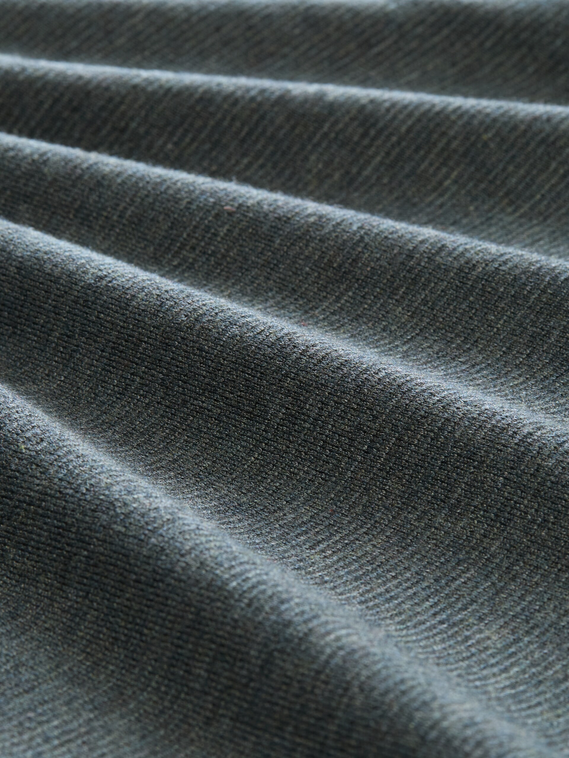Strickpullover mit Polokragen - darkest olive melange - Material-Ansicht