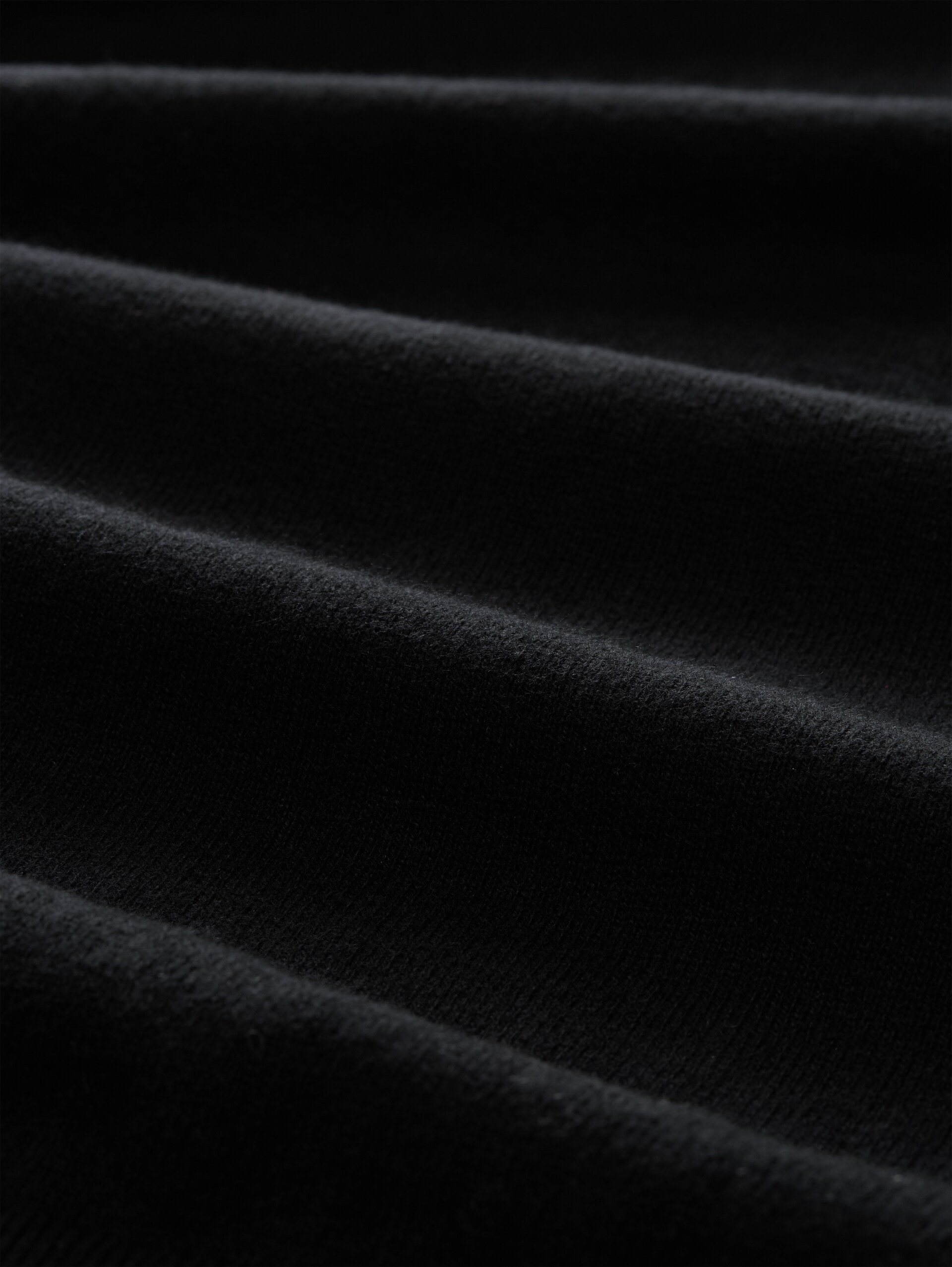 Pull à col roulé avec une touche de cachemire - Black - Vue de la matière