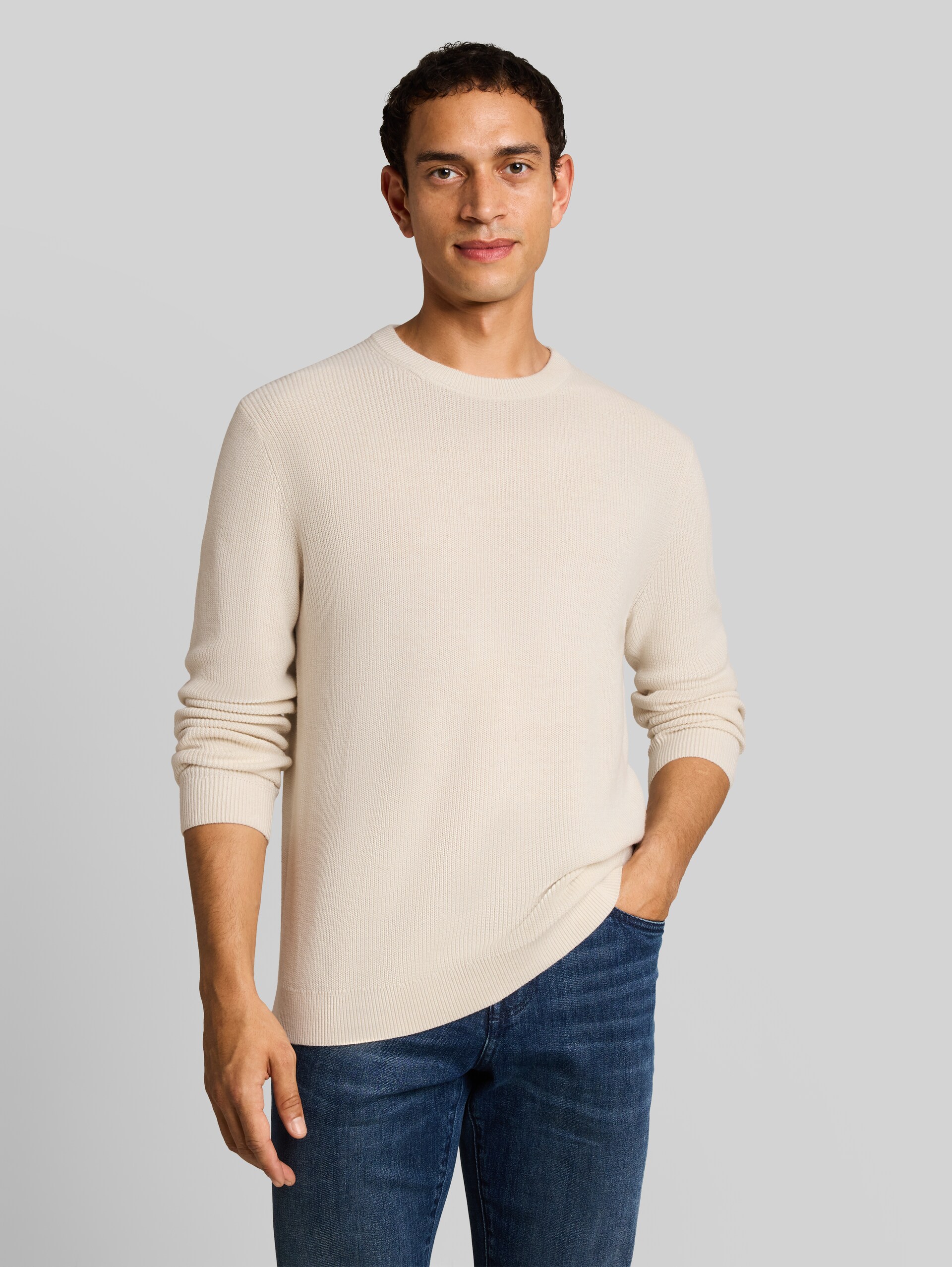 Pull en tricot avec cachemire - soft cloud melange - Découpe Vue de face du modèle