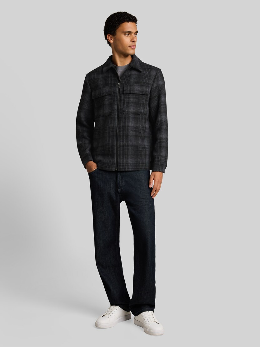 Relaxed Fit Overshirt mit Karomuster von Denim Male, black grey wool check