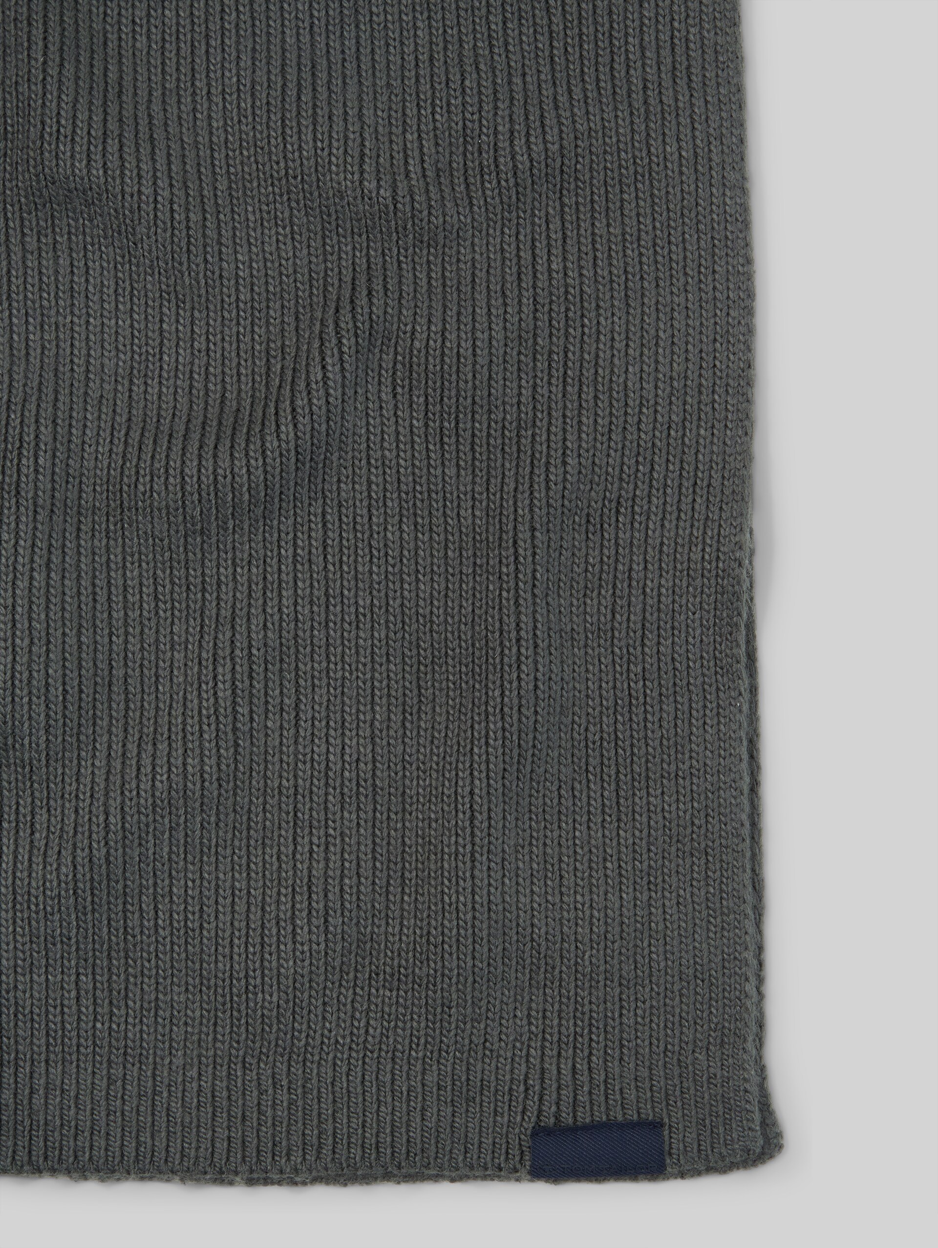 Écharpe tricotée avec partie en laine - Darkest Olive - Vue de la matière