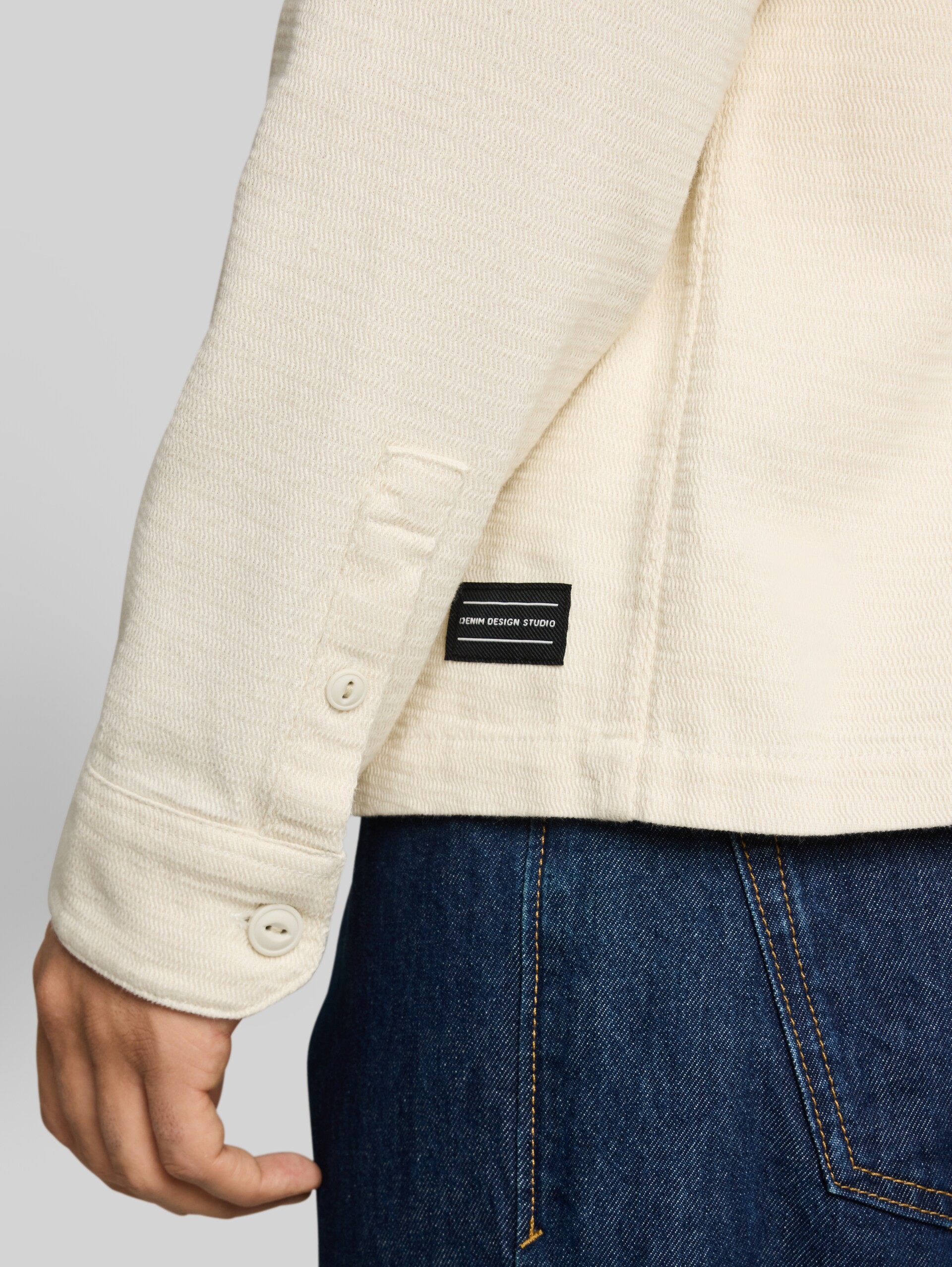 Overshirt van katoen - Gardenia White - Detailaanzicht model