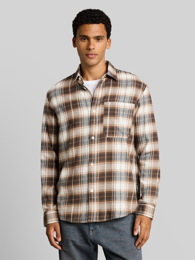 Relaxed Fit Hemd mit Karomuster von Denim Male, off white brown check
