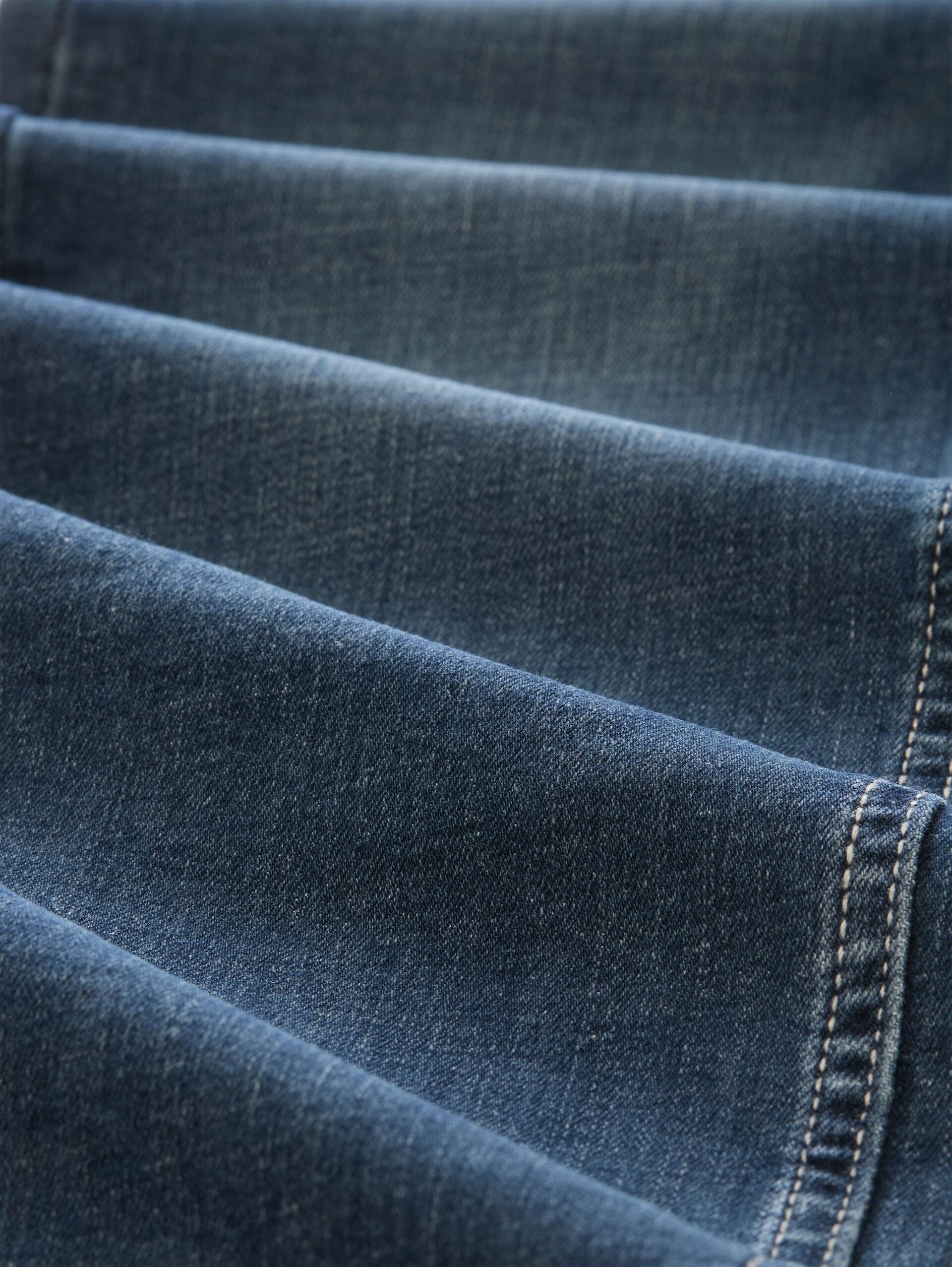 TTLIVA STRAIGHT Jeans mit Stretch - Stone Blue Denim Tint - Material-Ansicht