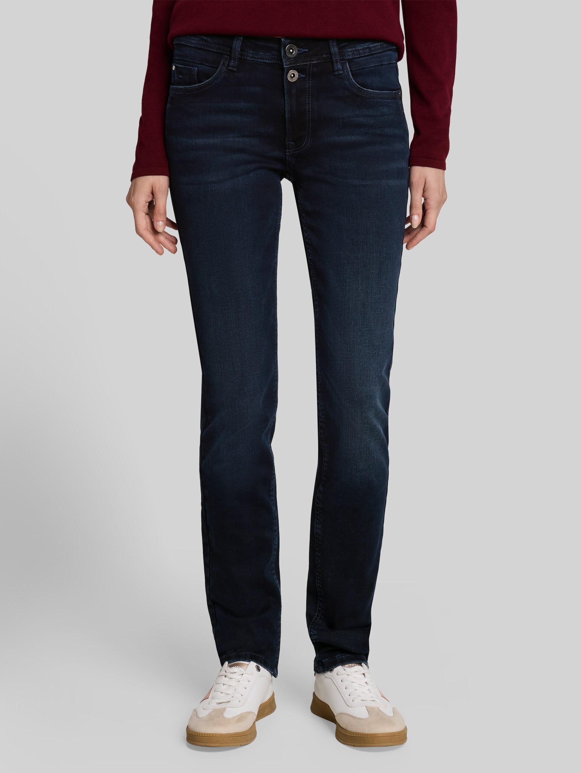 TTLIVA STRAIGHT Jeans mit Stretch - Black Blue Denim - Ausschnitt Model-Vorderansicht