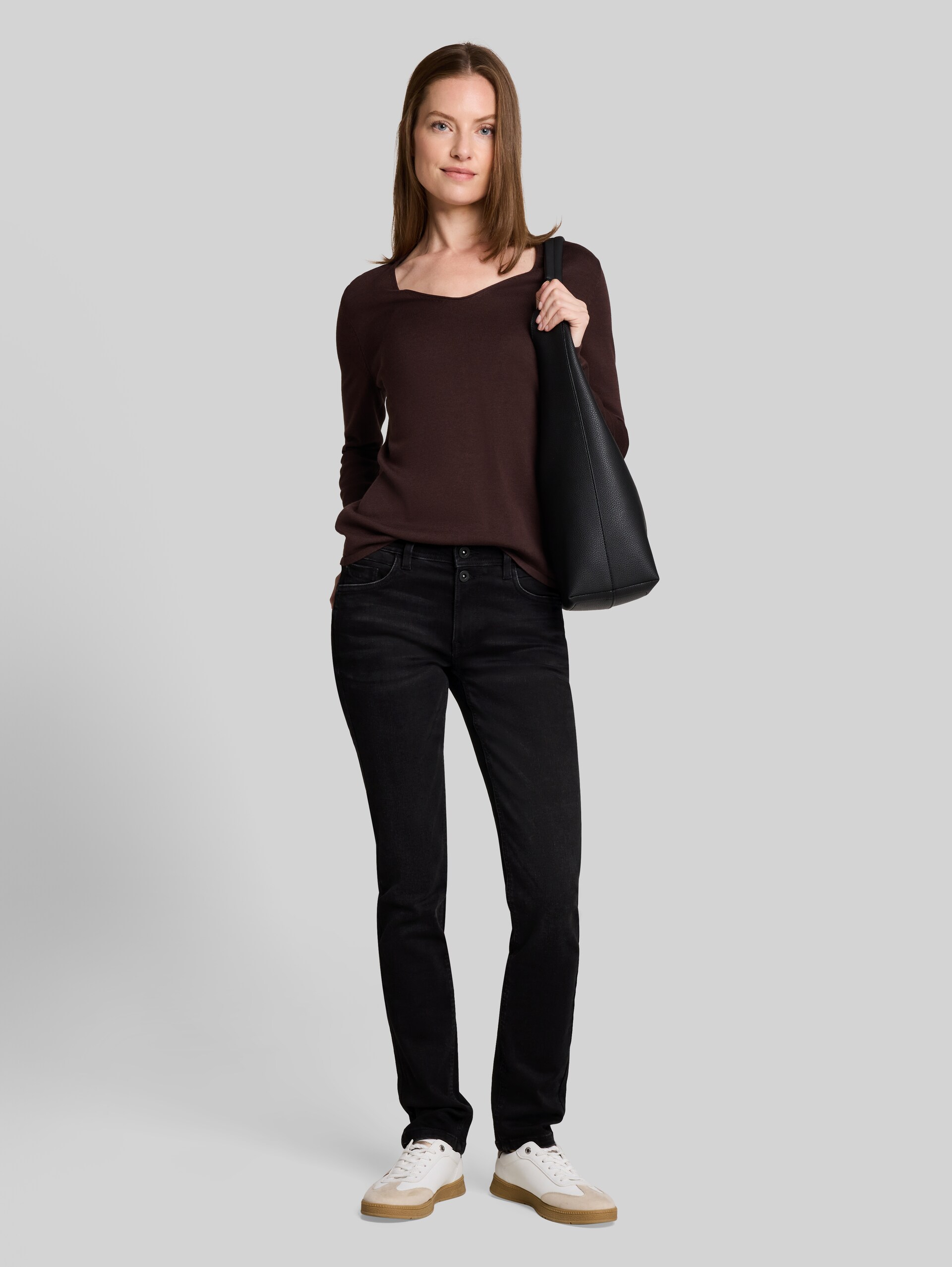 TTLIVA STRAIGHT Jeans mit Stretch - black black denim - Model-Vorderansicht