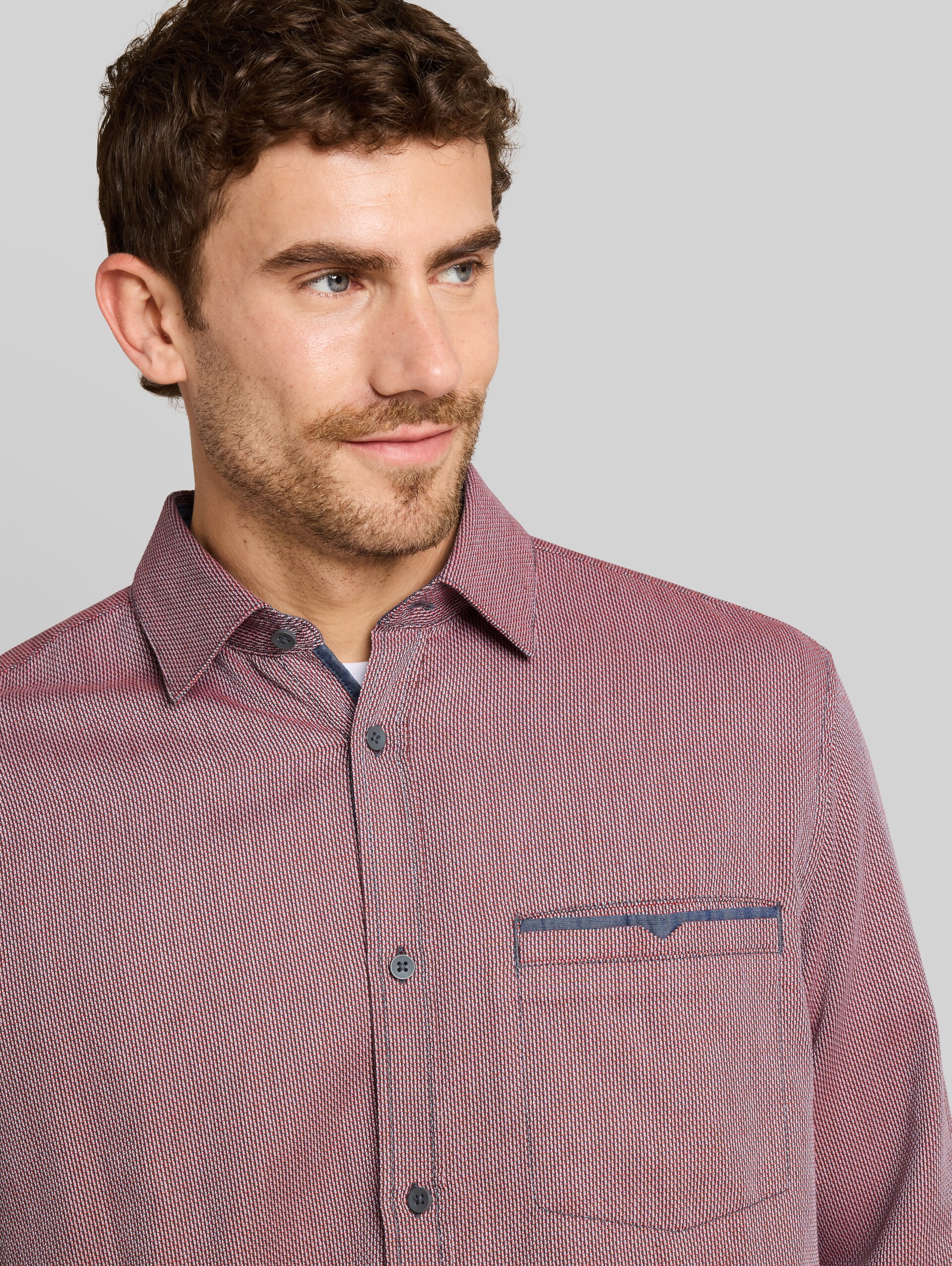 Chemise coupe classique en coton texturé - tarmac grey structure - Vue détaillée du modèle