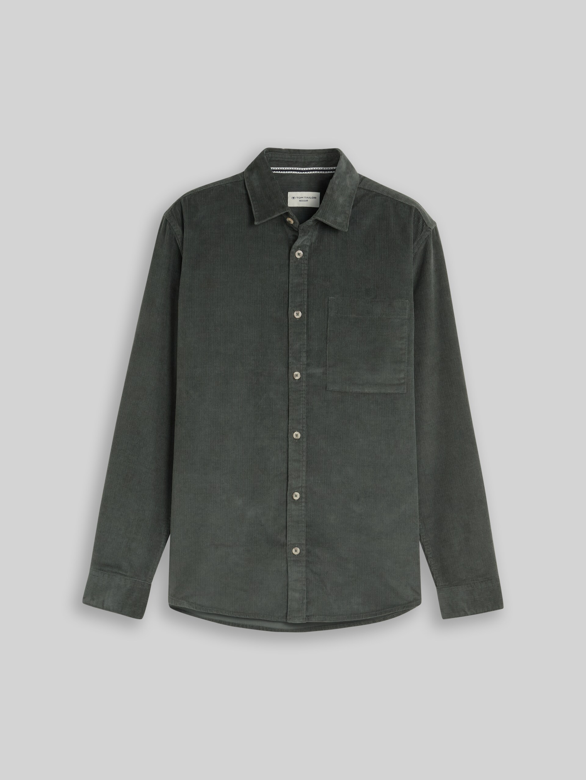 Chemise en velours côtelé coupe classique avec poche poitrine - Darkest Olive - Vue de face du produit
