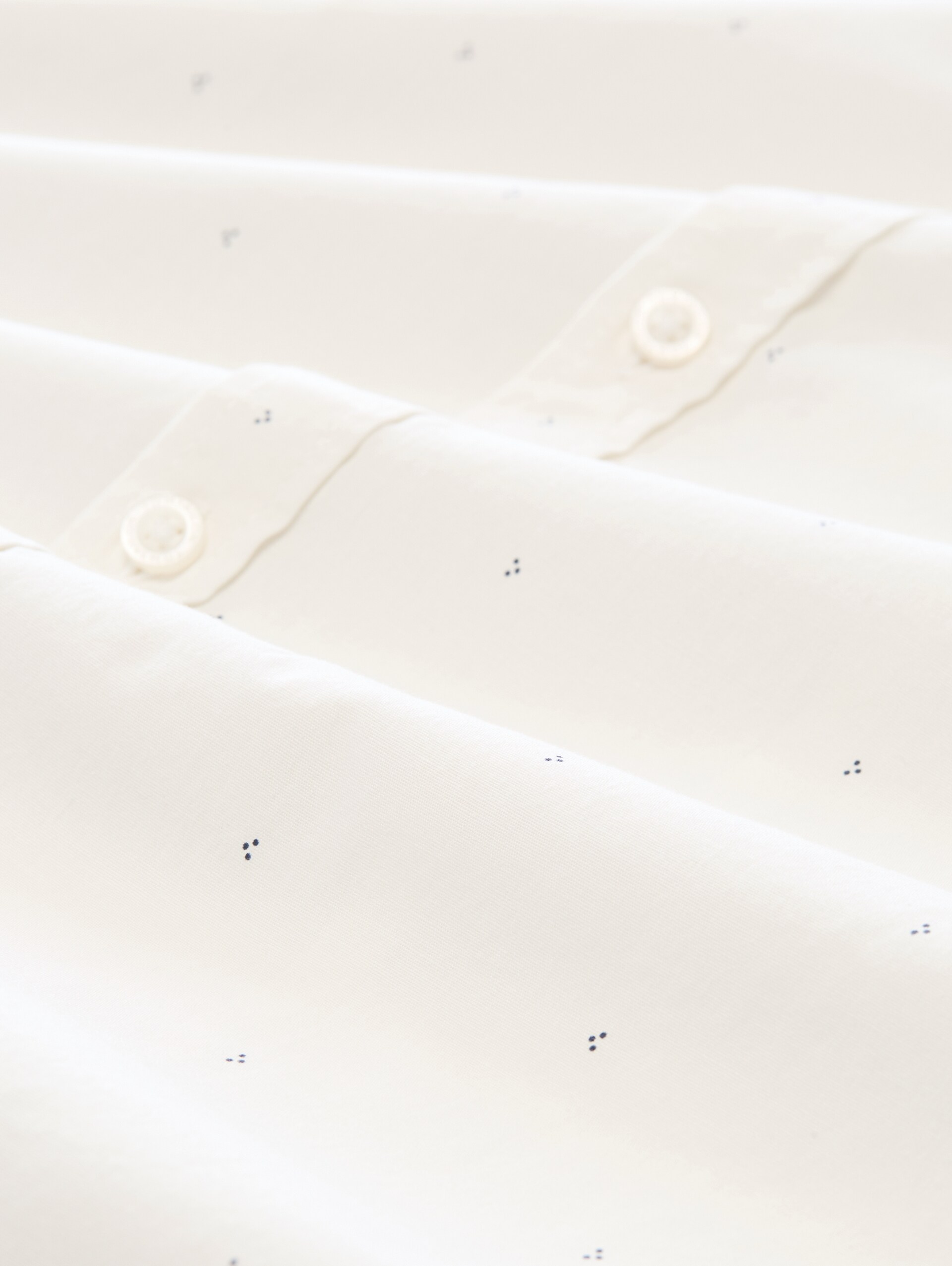 Fitted Hemd mit Stretch - white navy dot design - Material-Ansicht