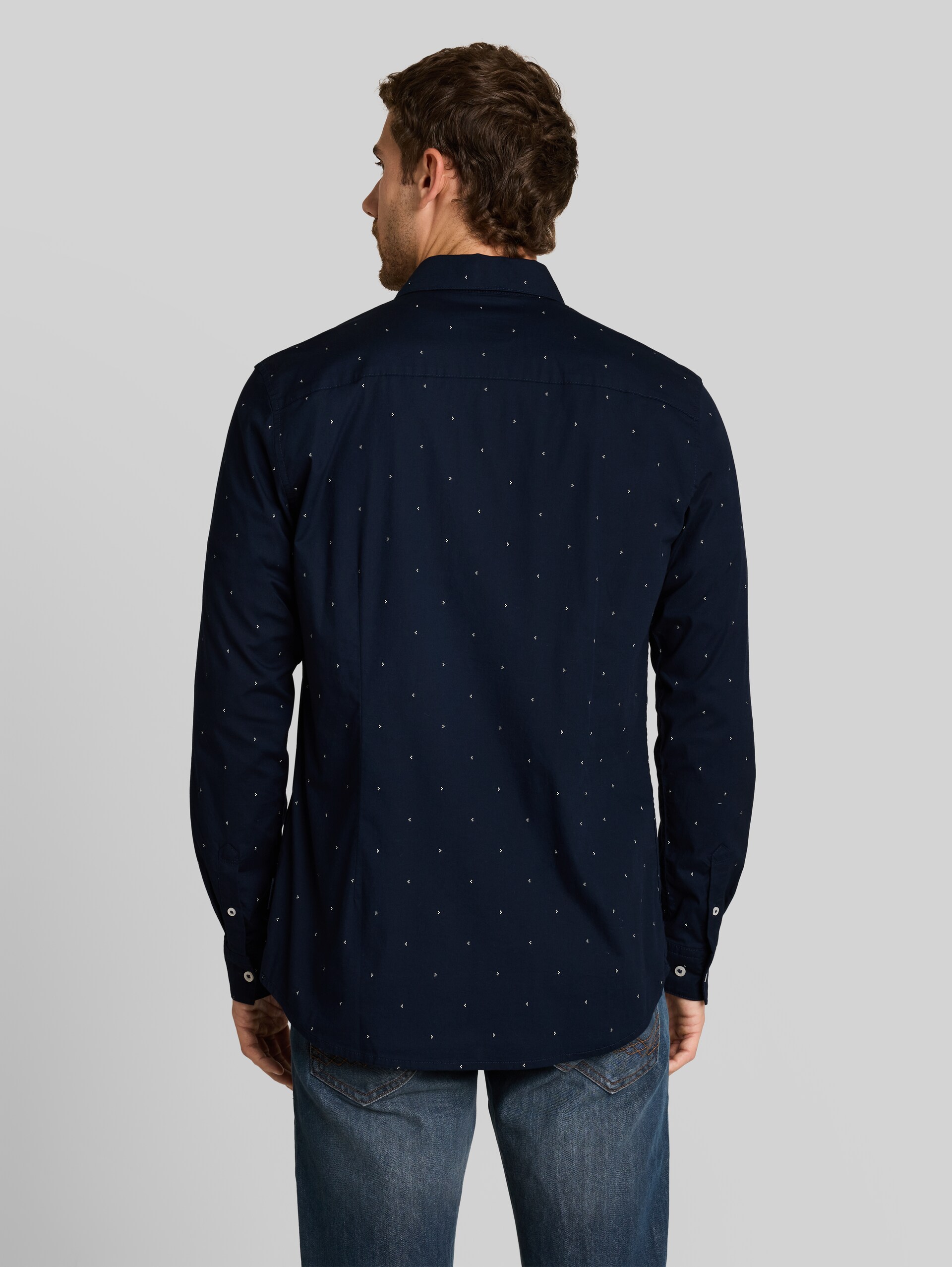 Fitted Hemd mit Stretch - dark blue white dot design - Auschnitt Model-Rückansicht