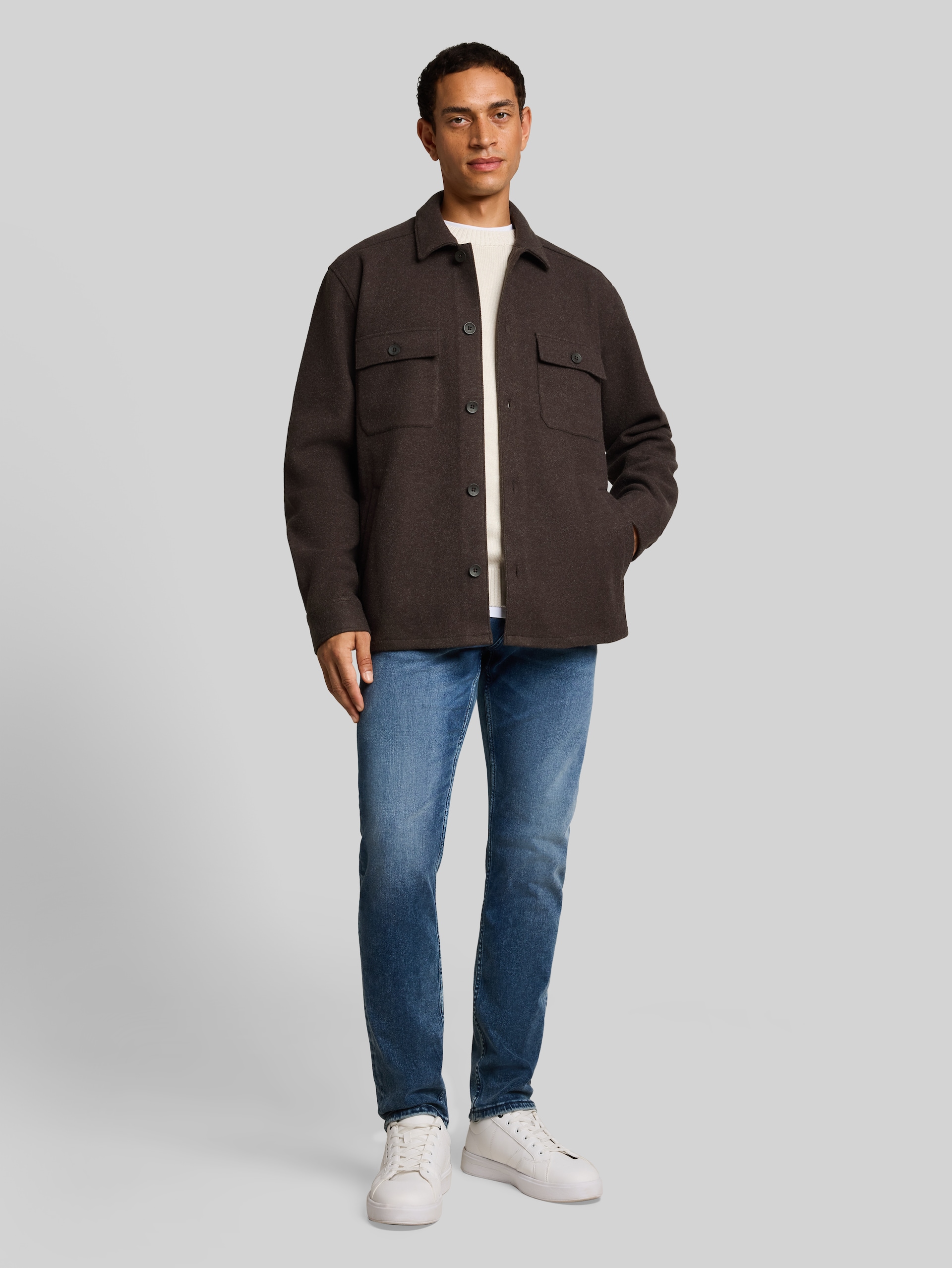 Overshirt in Woll-Optik - dark chocolate brown melange - Model-Vorderansicht