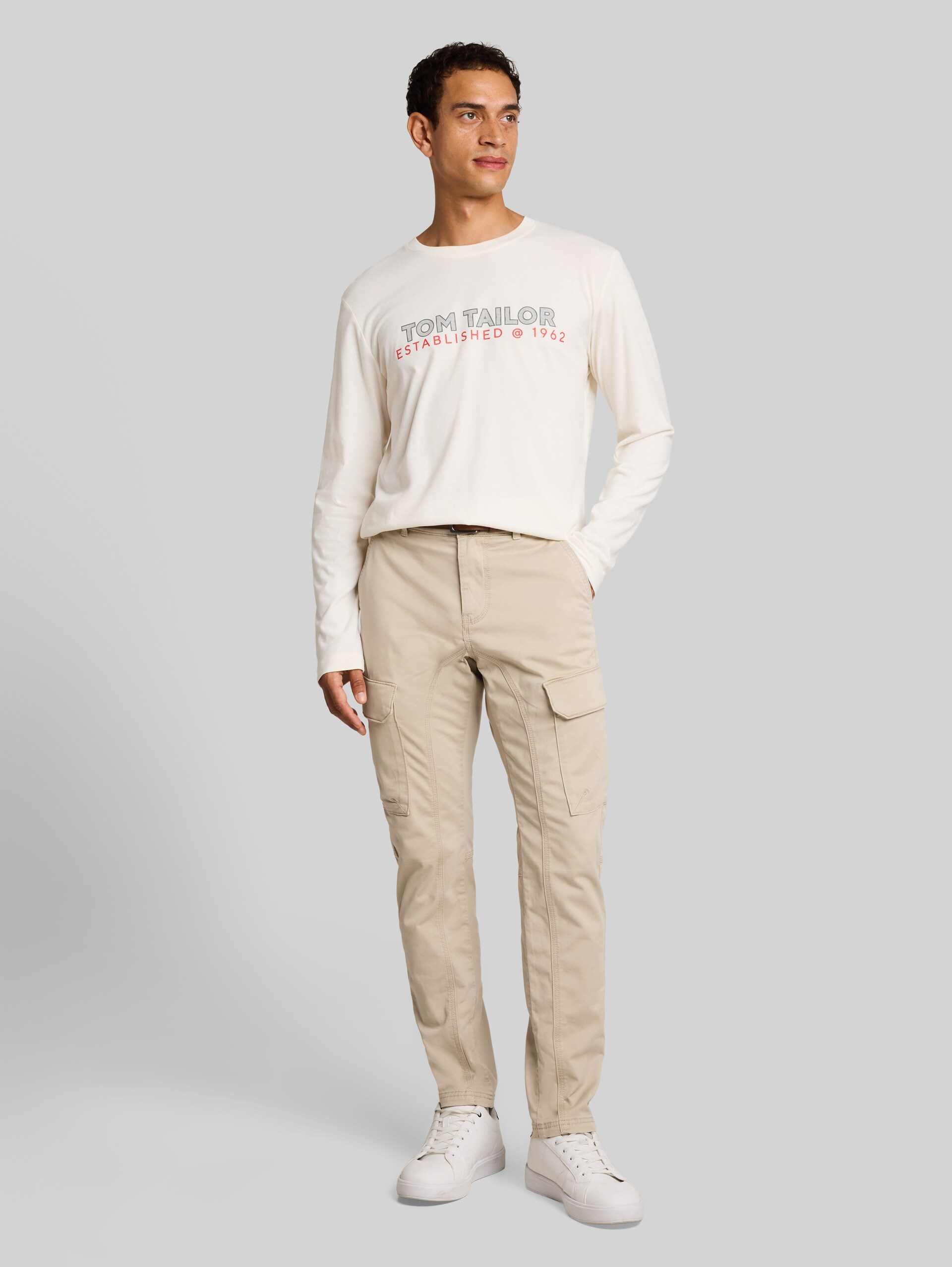 TTTYLER TAPERED cargobroek in gewassen look - plaza beige - Model vooraanzicht