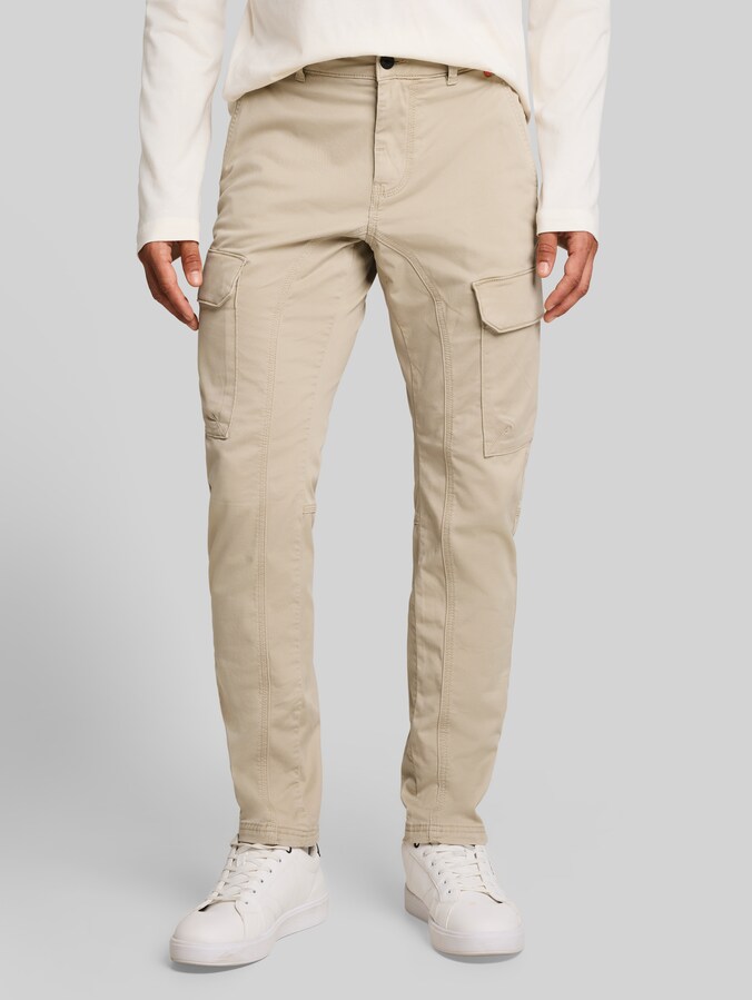 TTTYLER TAPERED cargobroek in gewassen look door Men, plaza beige