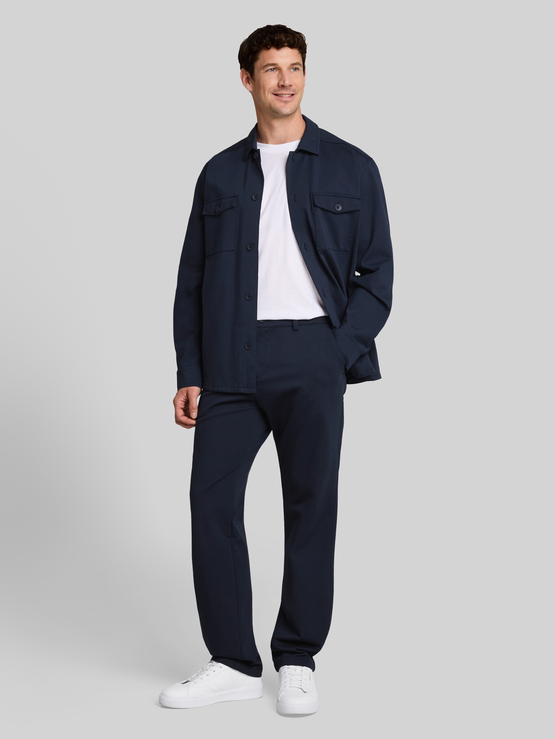 TTRUPERT REGULAR chino - sky captain blue - Model vooraanzicht