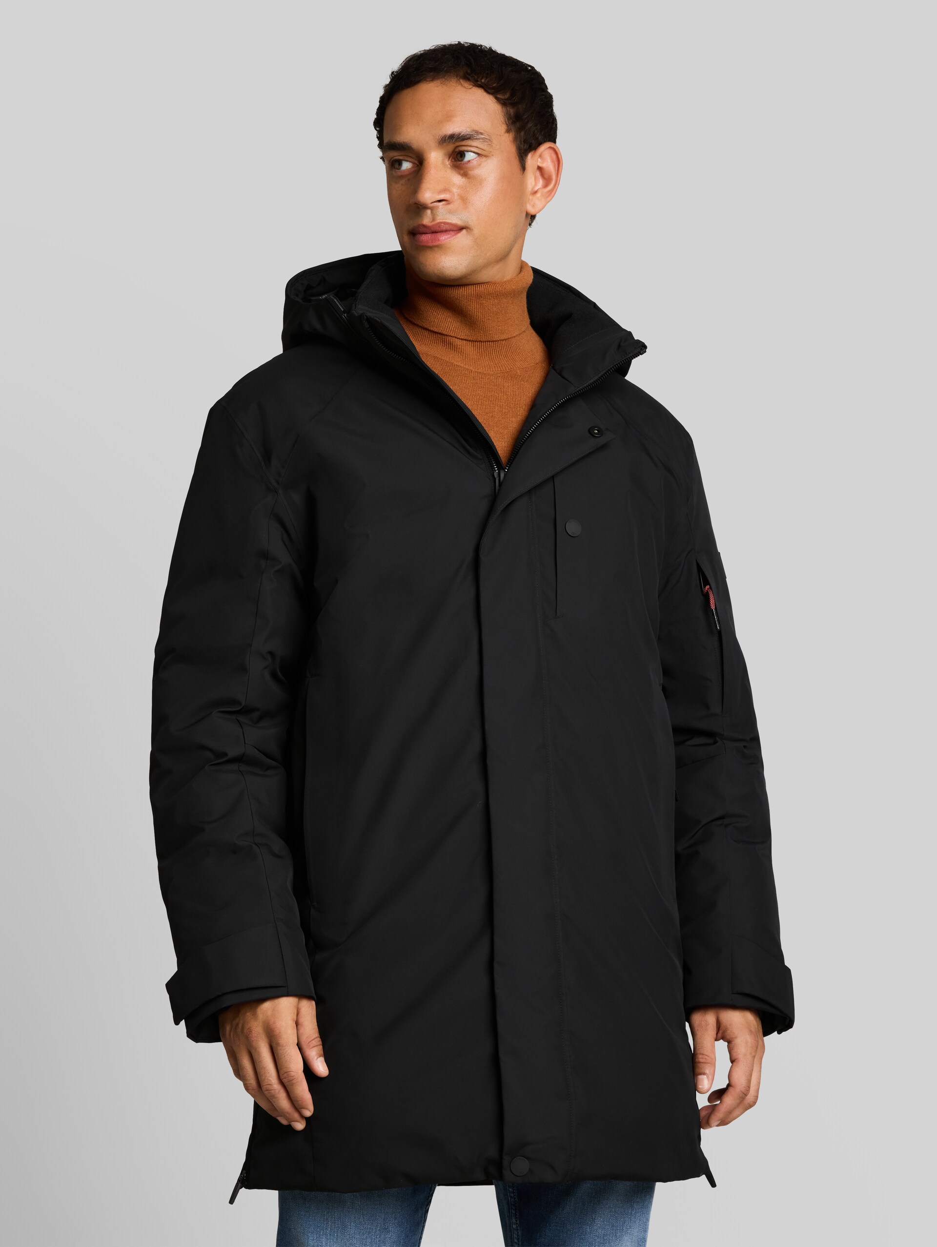 TT.PRO.TECH Parka mit abnehmbarer Kapuze - Black - Model-Vorderansicht