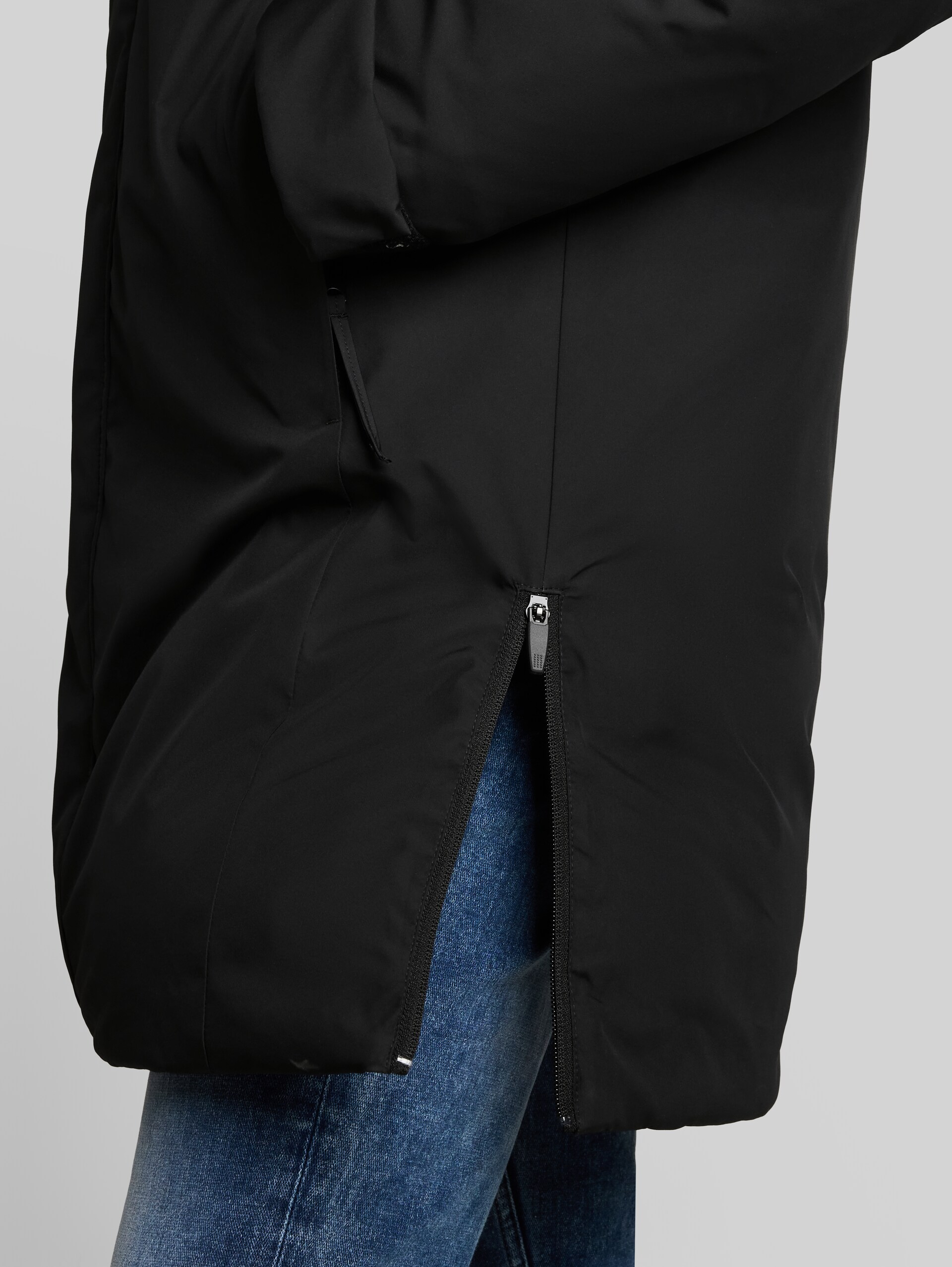 TT.PRO.TECH Parka mit abnehmbarer Kapuze - Black - Detail-Model-Ansicht