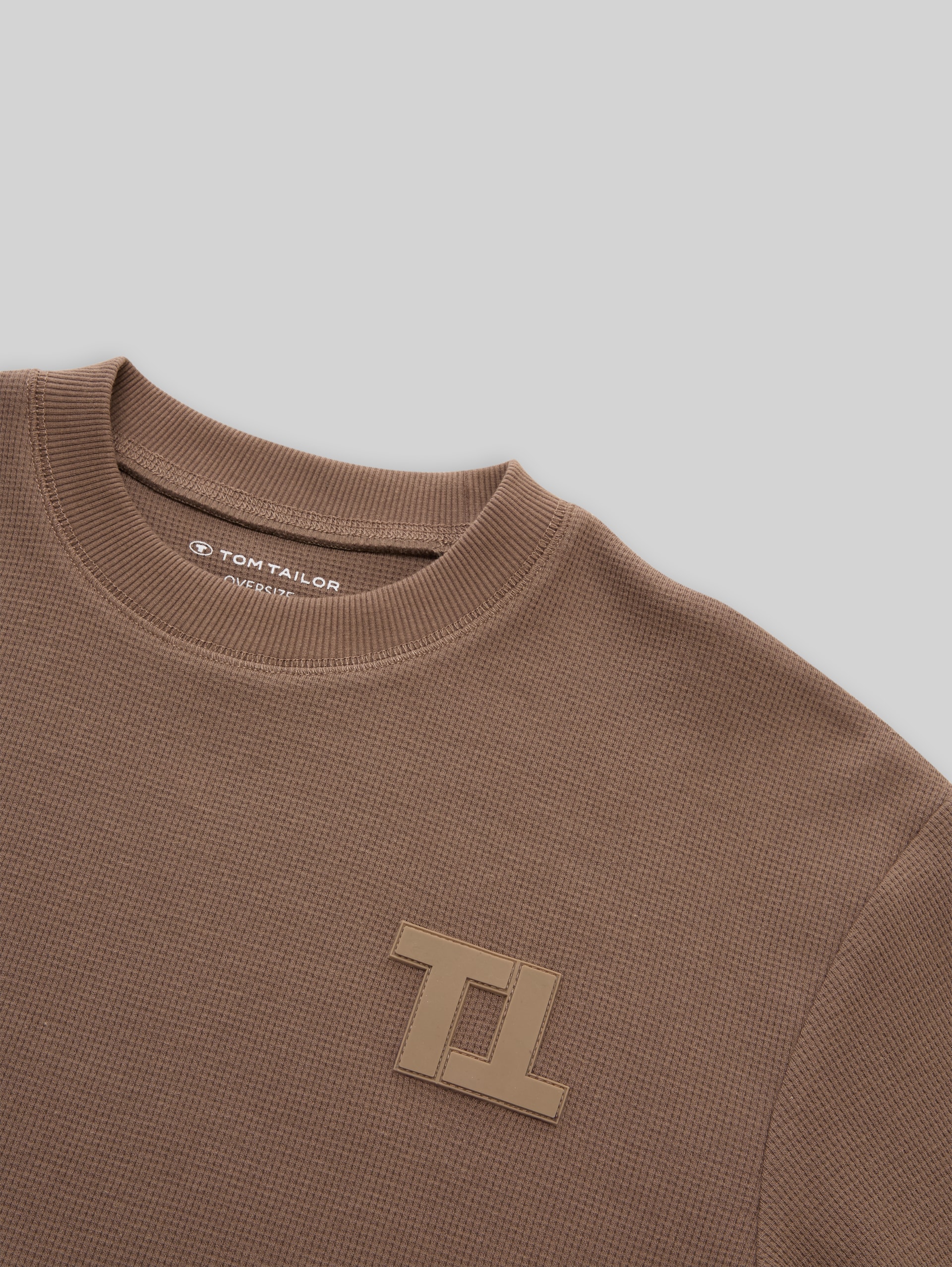 Oversize Langarmshirt mit Waffelstruktur - seed brown - Detail-Model-Ansicht