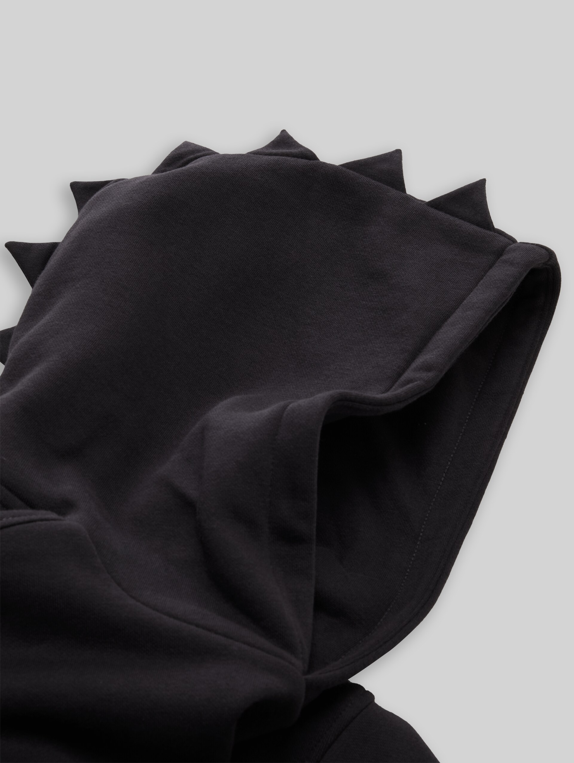 Sweat à capuche oversize avec motifs en forme de dents de dragon - coal grey - Vue détaillée du modèle