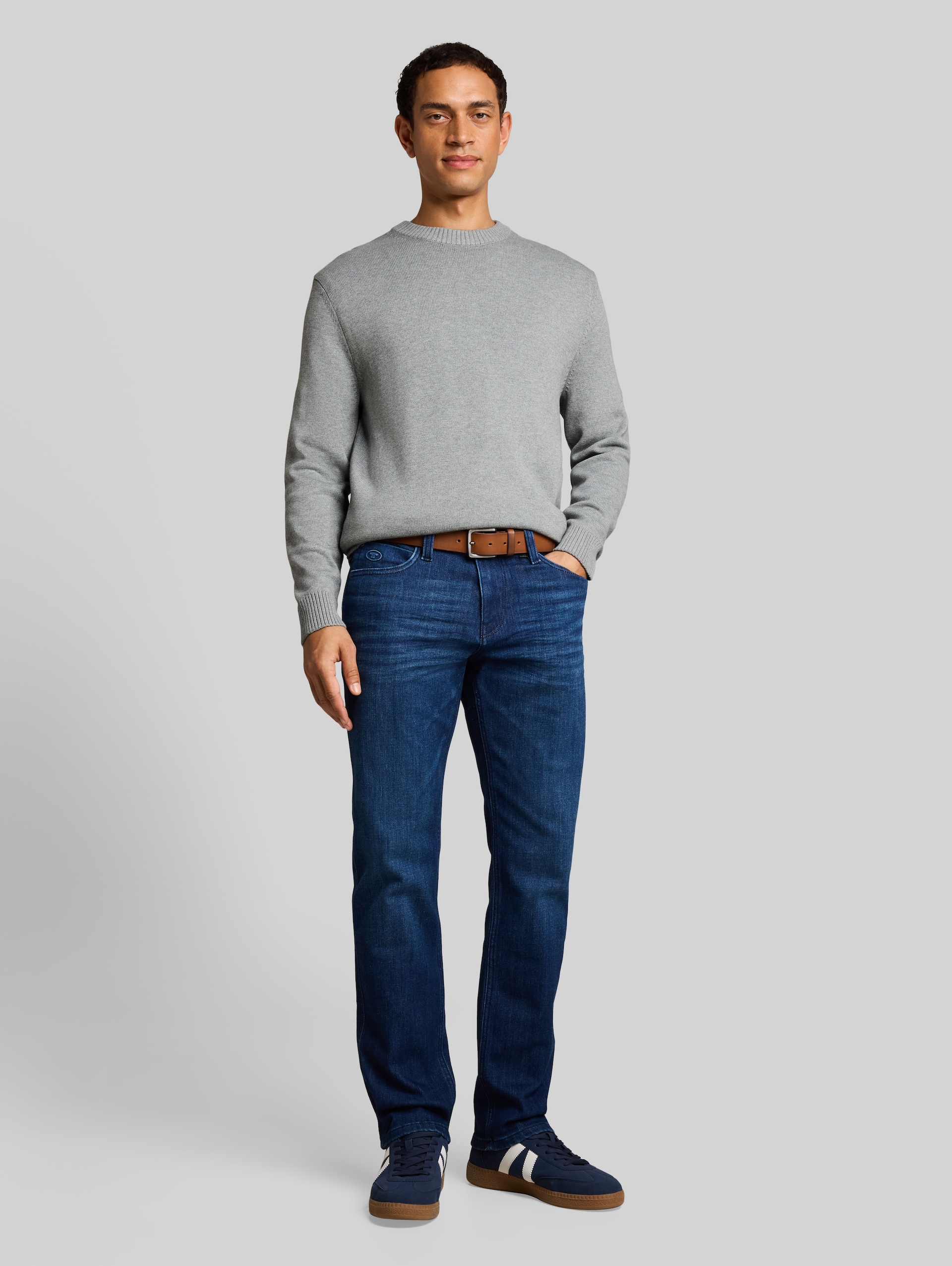 Pull en maille de coton - Knit Grey Melange - Vue de face du modèle
