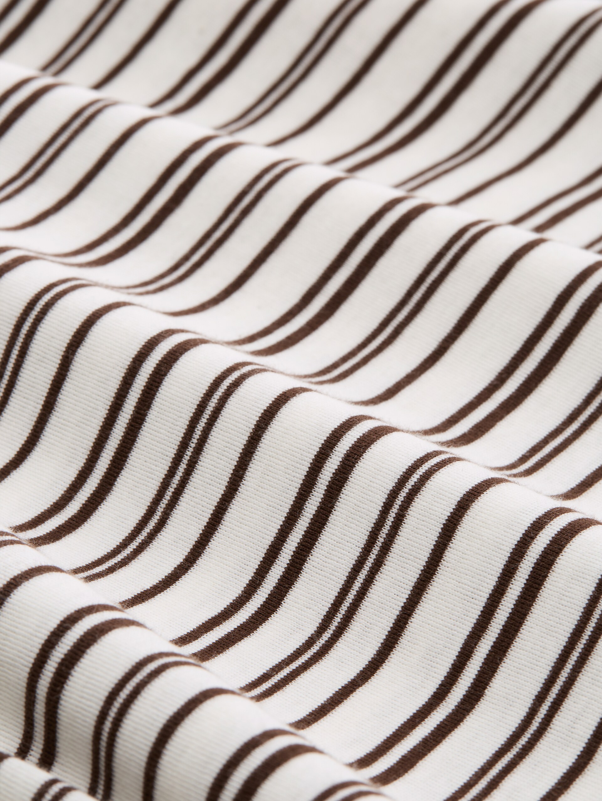Slim Fit T-Shirt mit Stickerei - white brown irregular stripe - Material-Ansicht