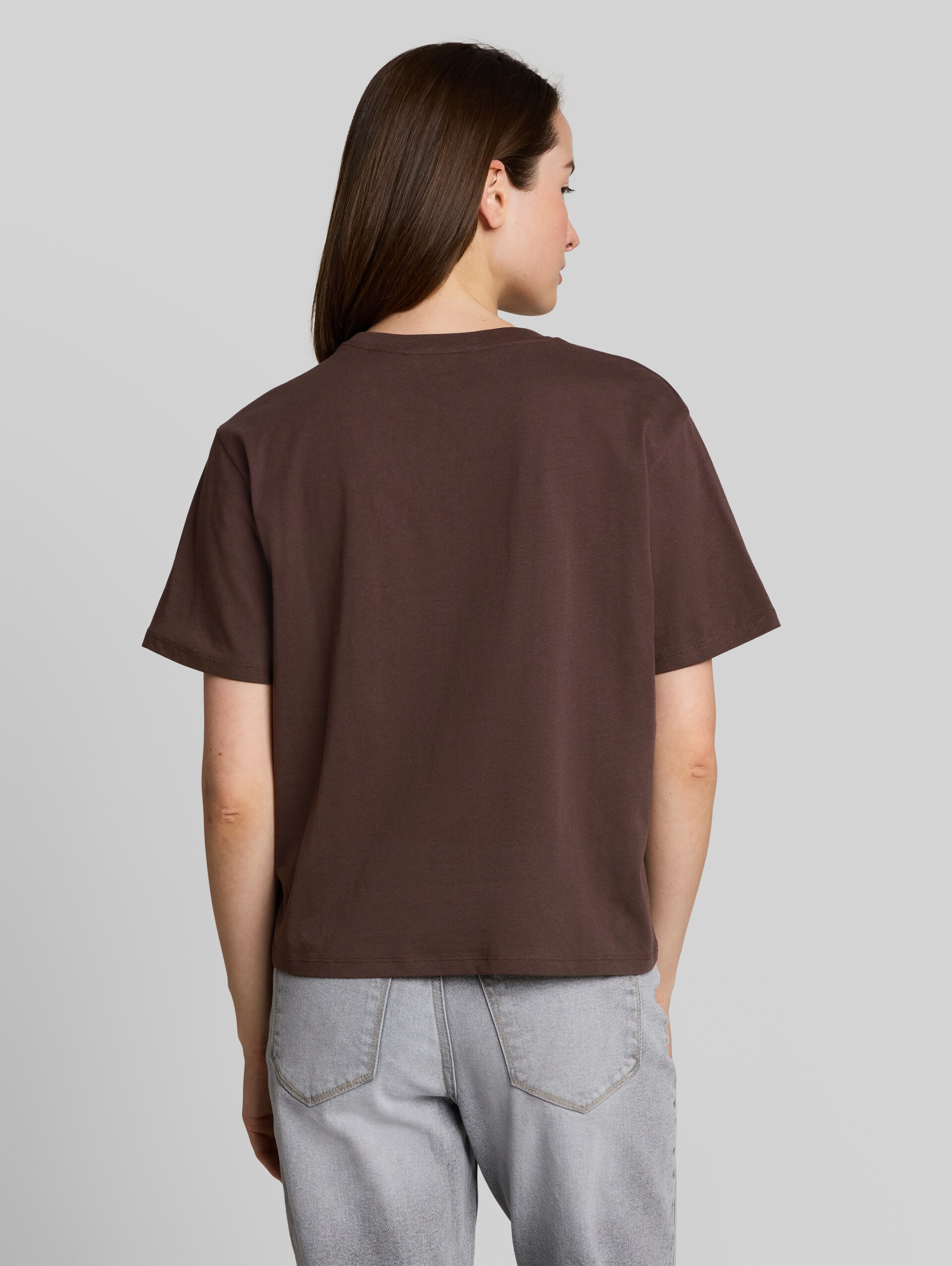 T-shirt met boxy pasvorm en Snoopy-print - cool dark brown - Neklijn model-achteraanzicht