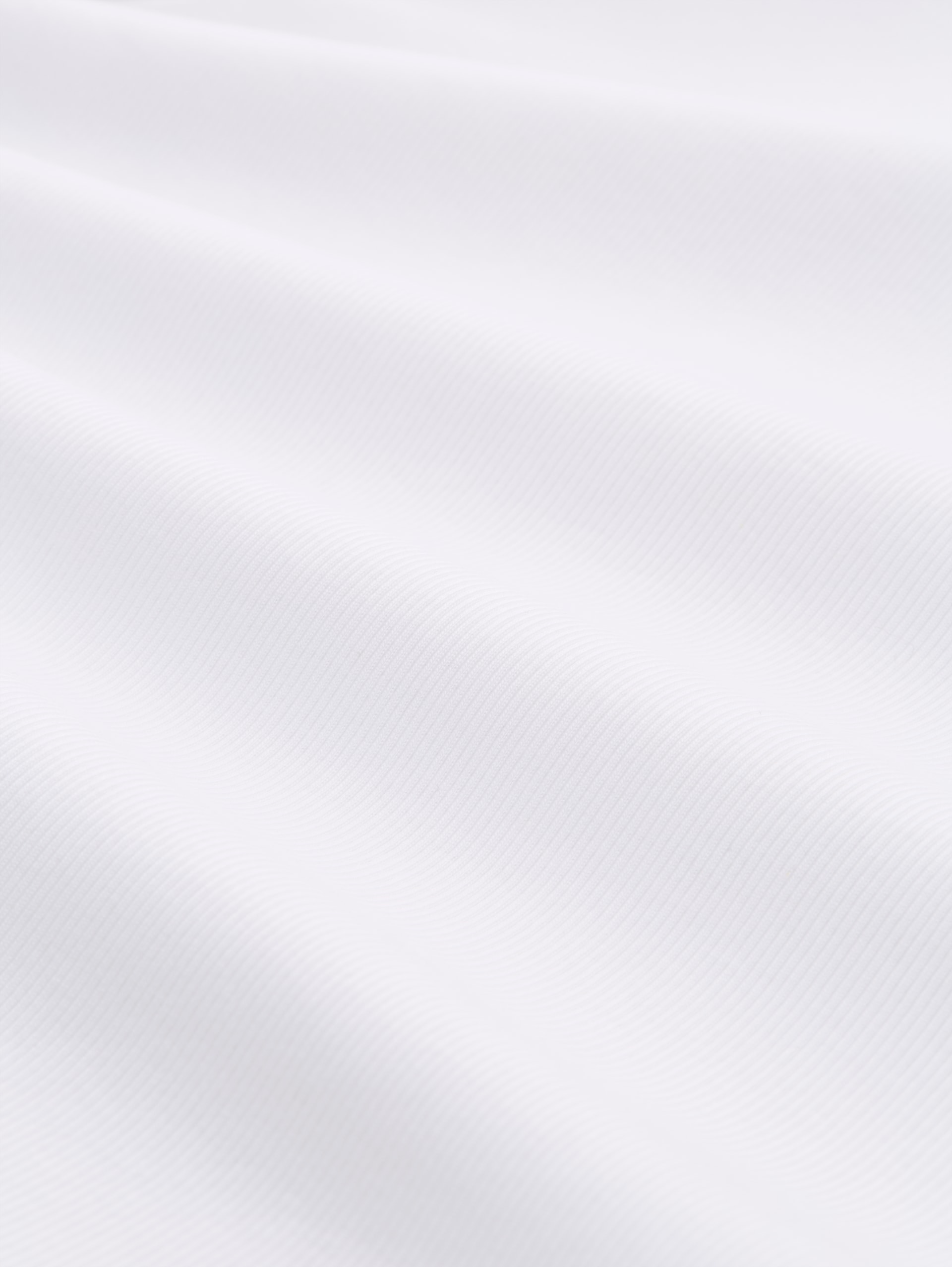 Slim Fit Langarmshirt mit Rippstruktur - White - Material-Ansicht