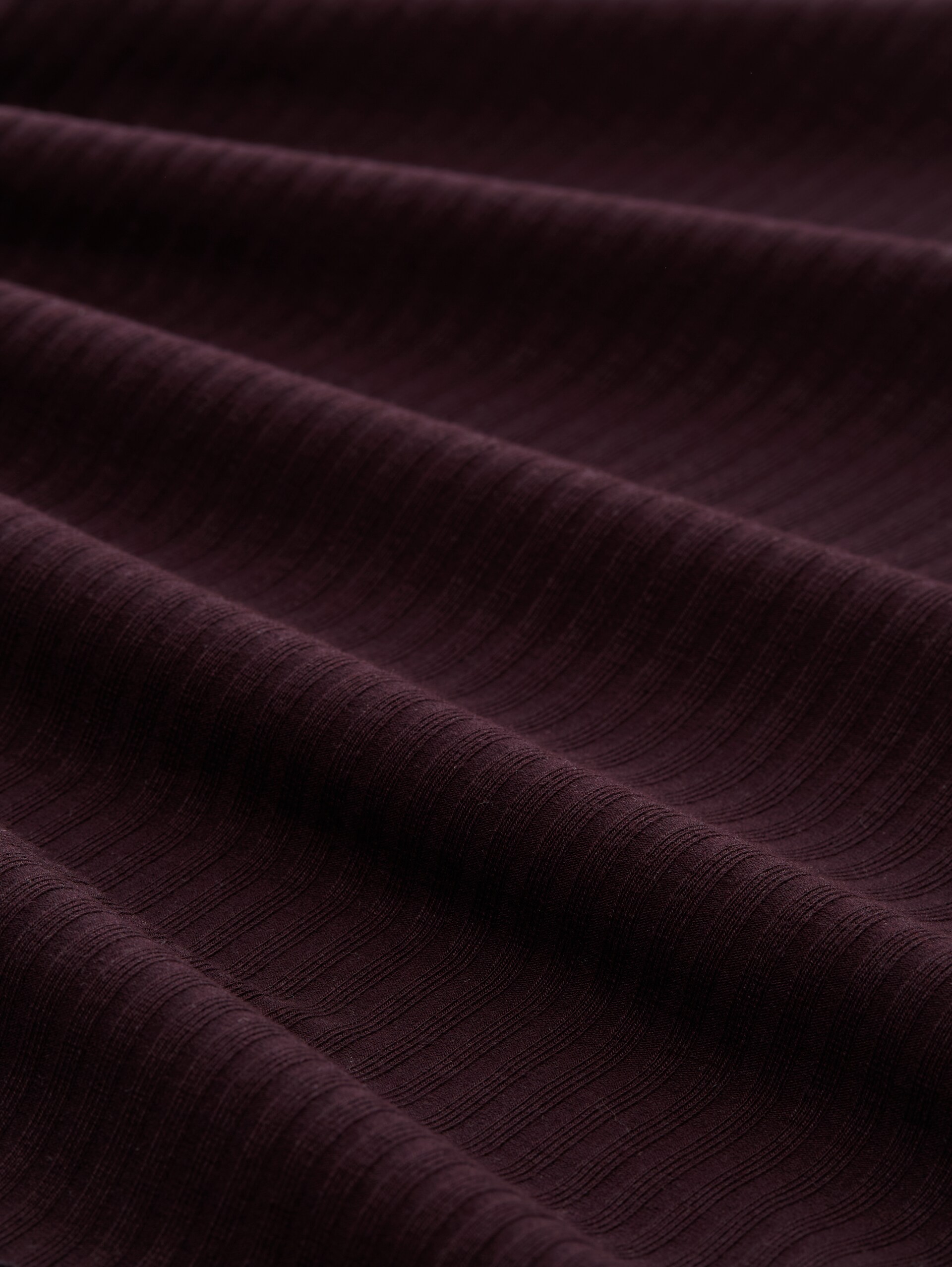 Langarmshirt mit Rippstruktur - dark plum - Material-Ansicht