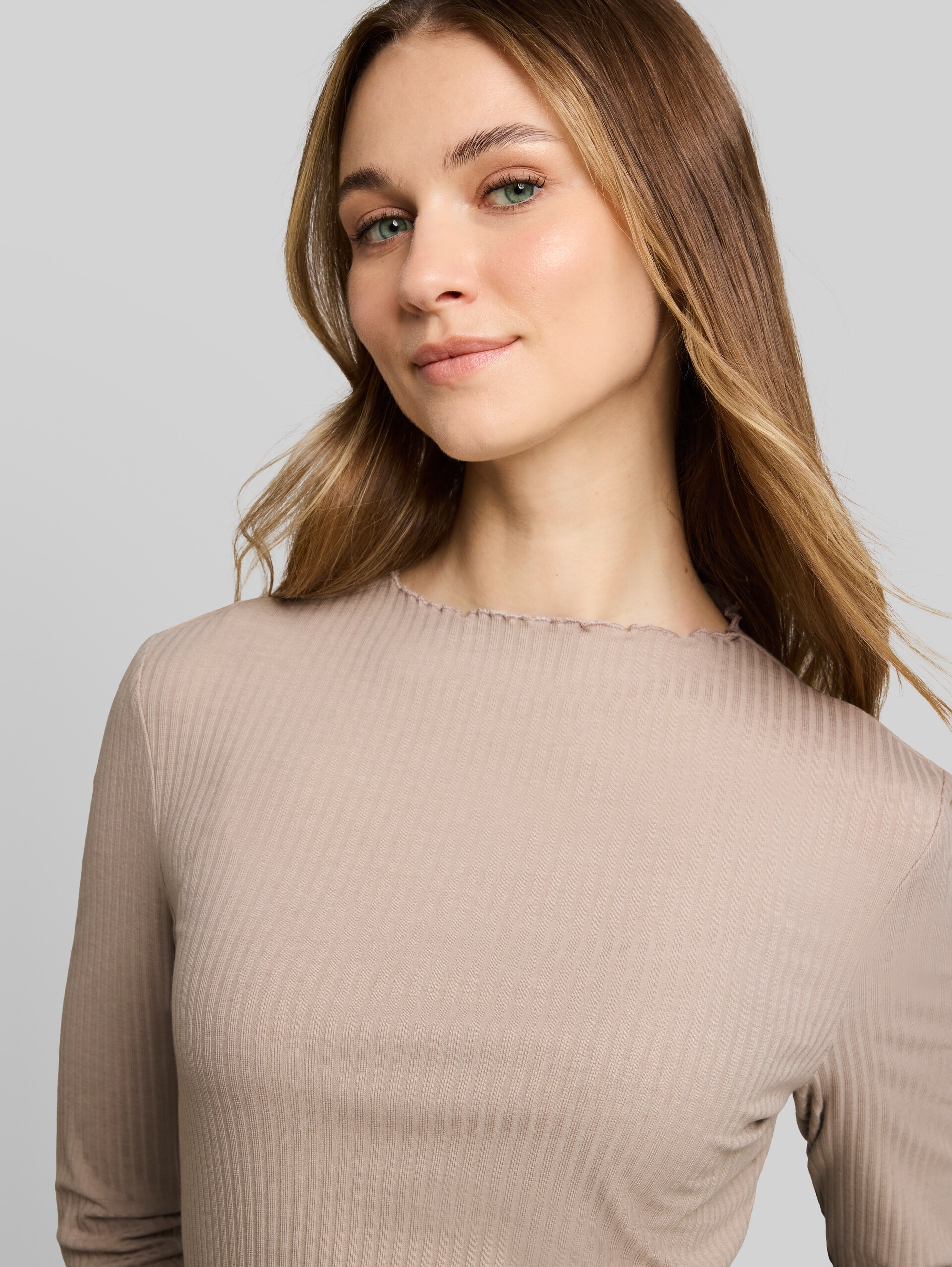 T-shirt met lange mouwen en geribde structuur - atmosphere beige melange - Detailaanzicht model