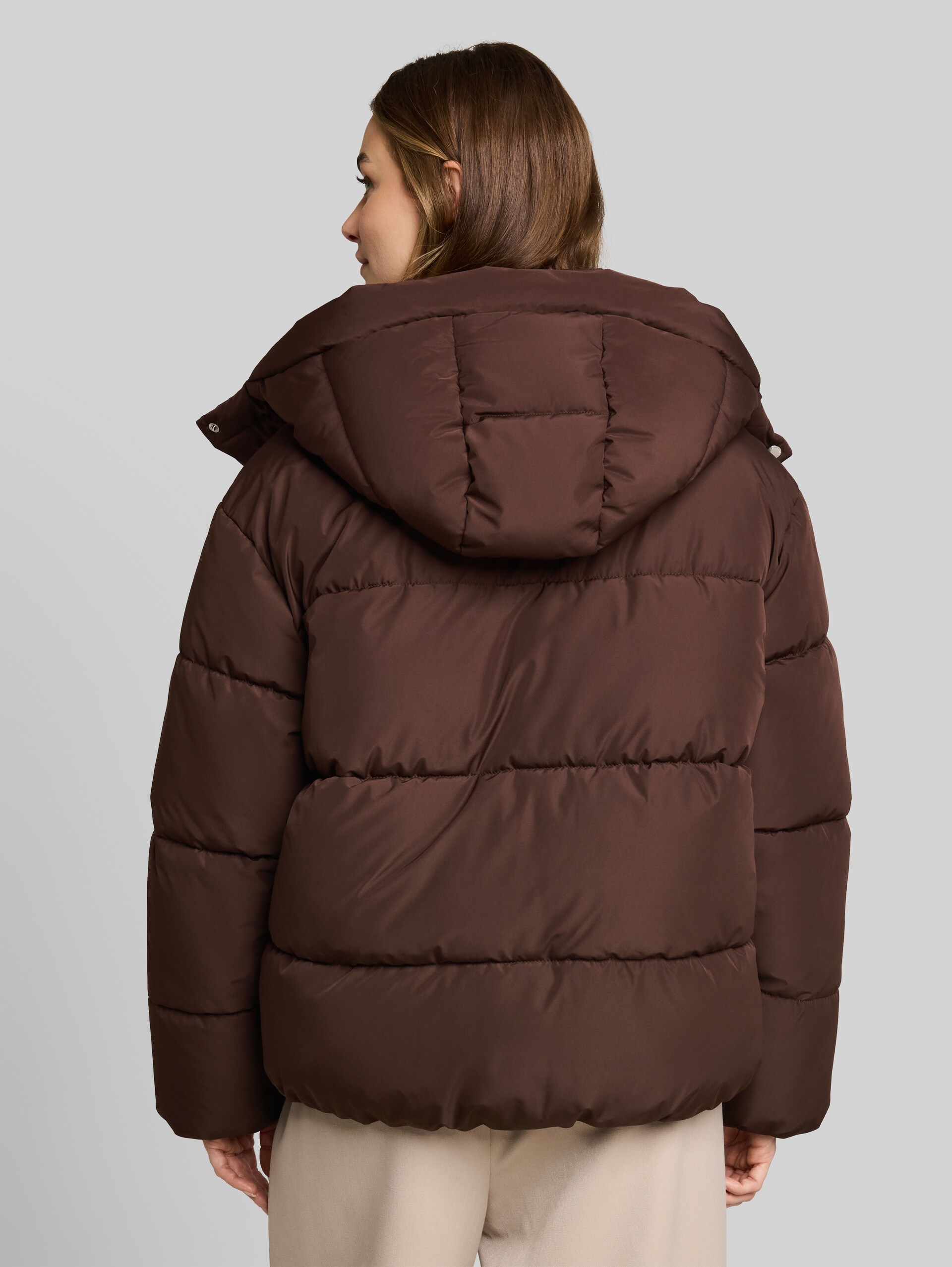 Doudoune à capuche amovible - cool dark brown - Vue arrière du modèle