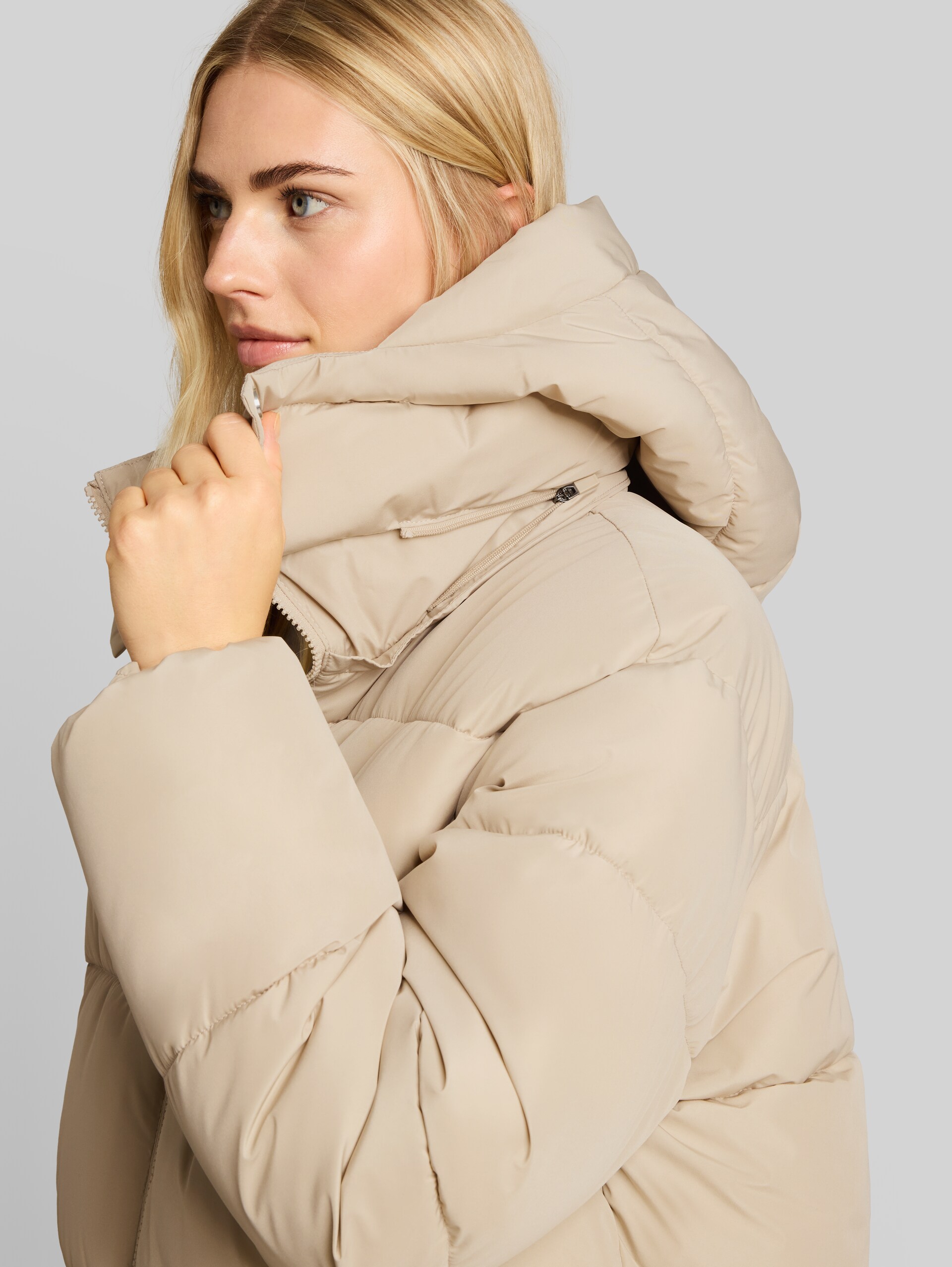 Puffer coat with detachable hood - Cashew Beige - Detail model view
